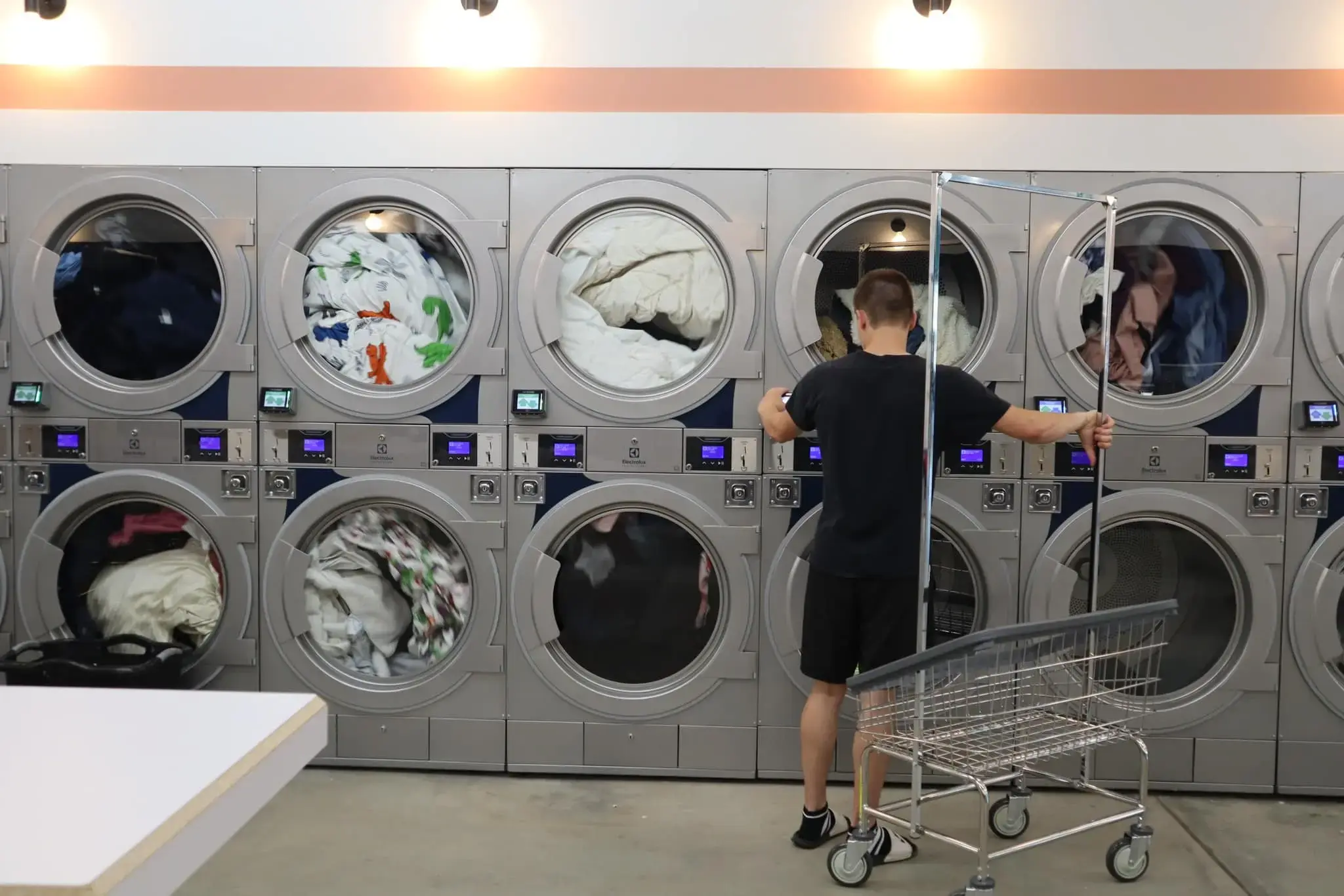 Breeze Laundry 12th ave Rd - Image 20
