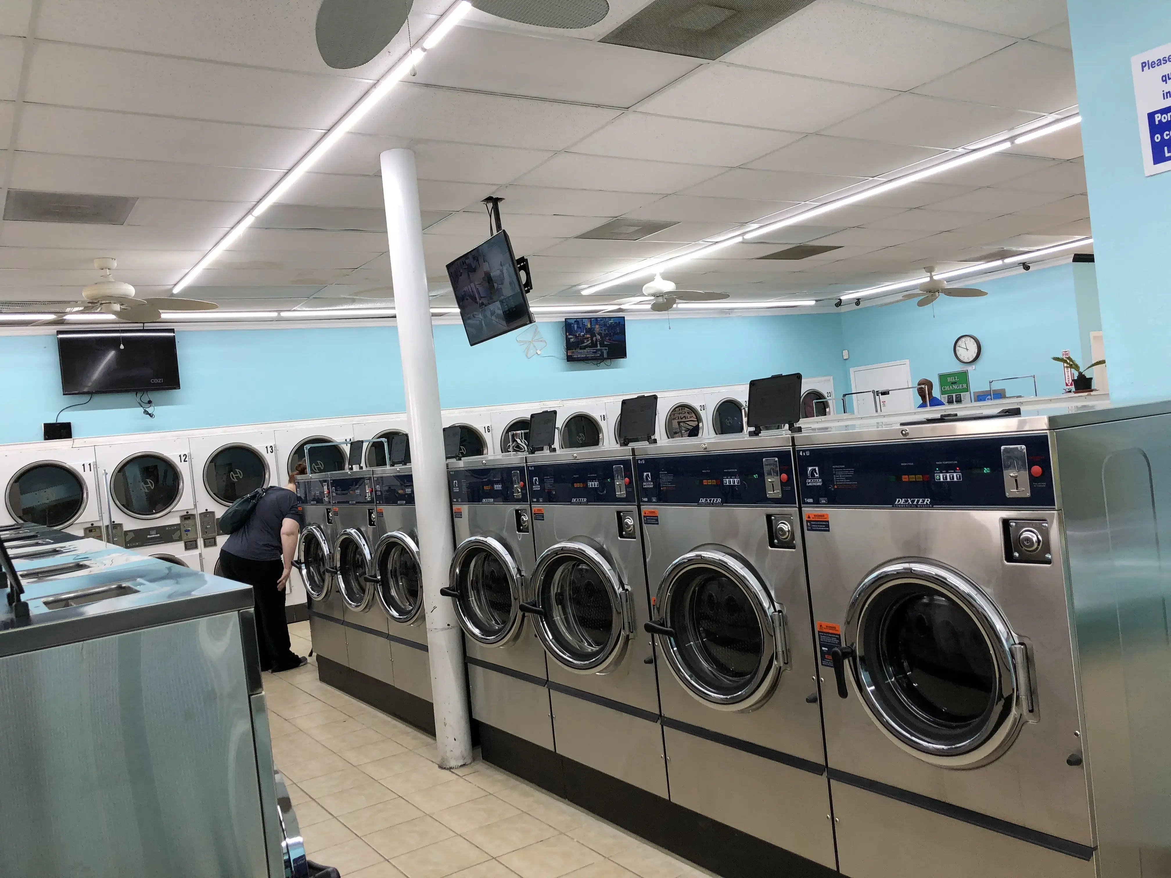 Breeze Laundry thumbnail 2