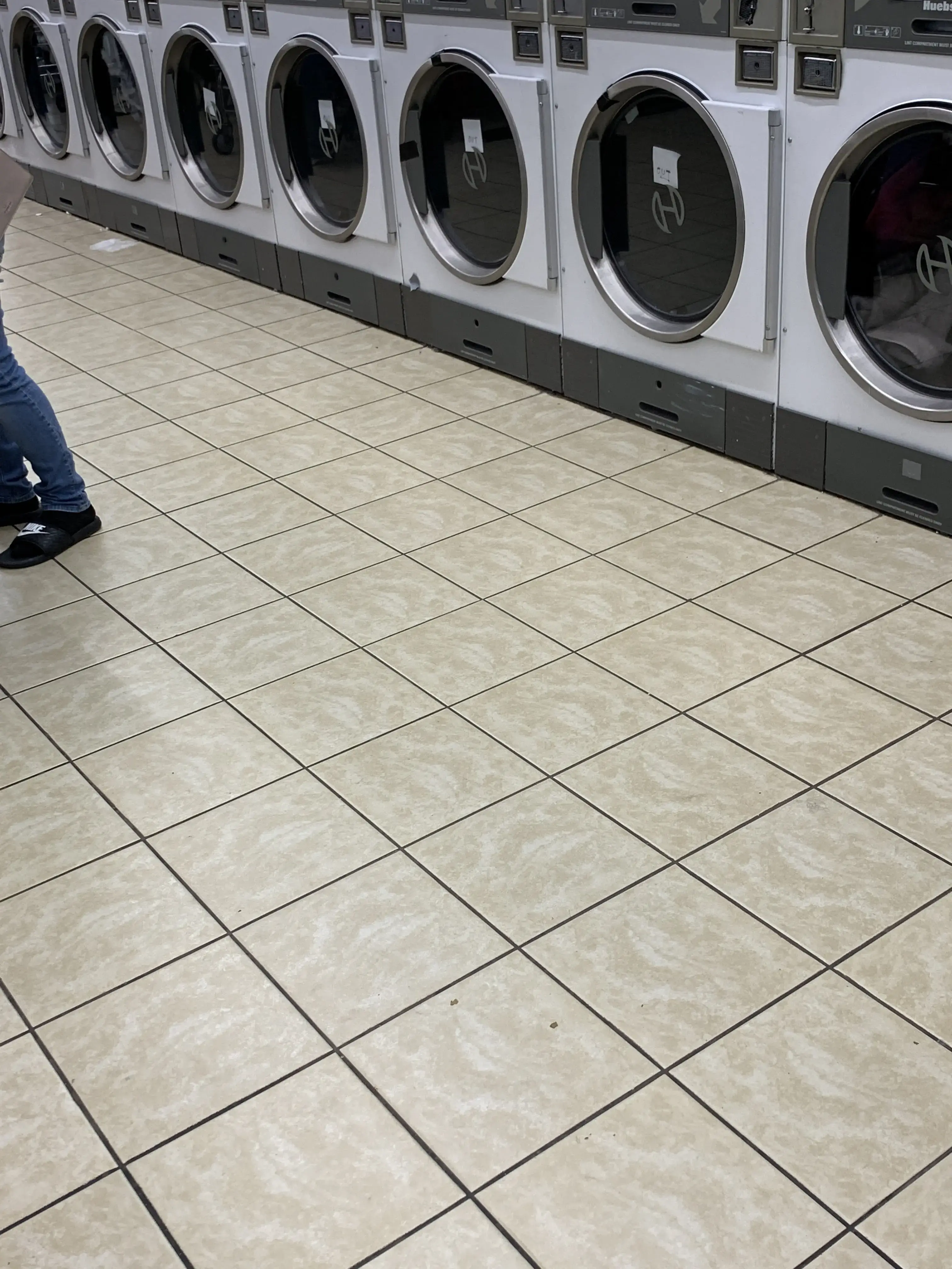 Breeze Laundry thumbnail 5