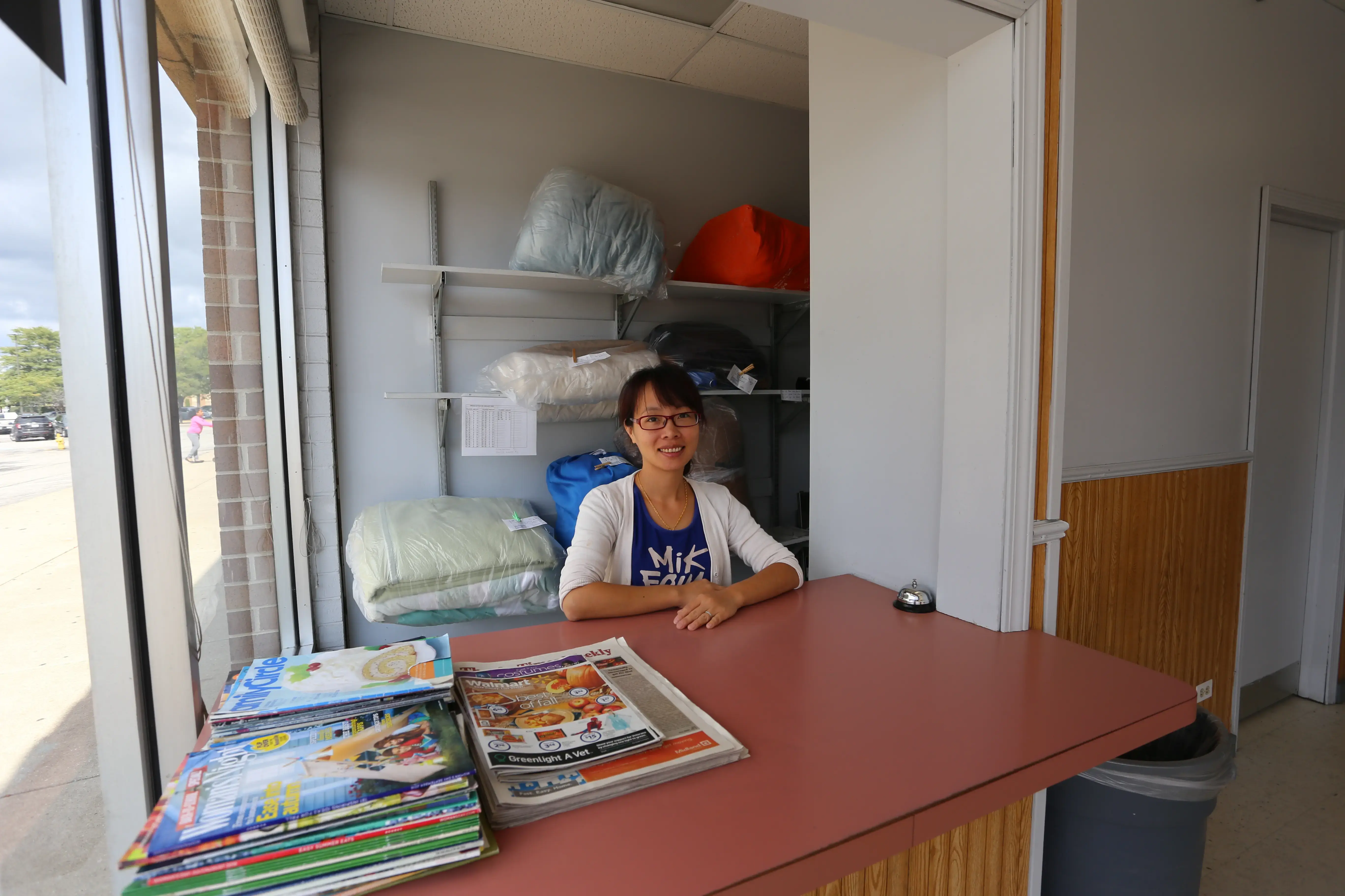 Briar Square Laundromat - Image 11