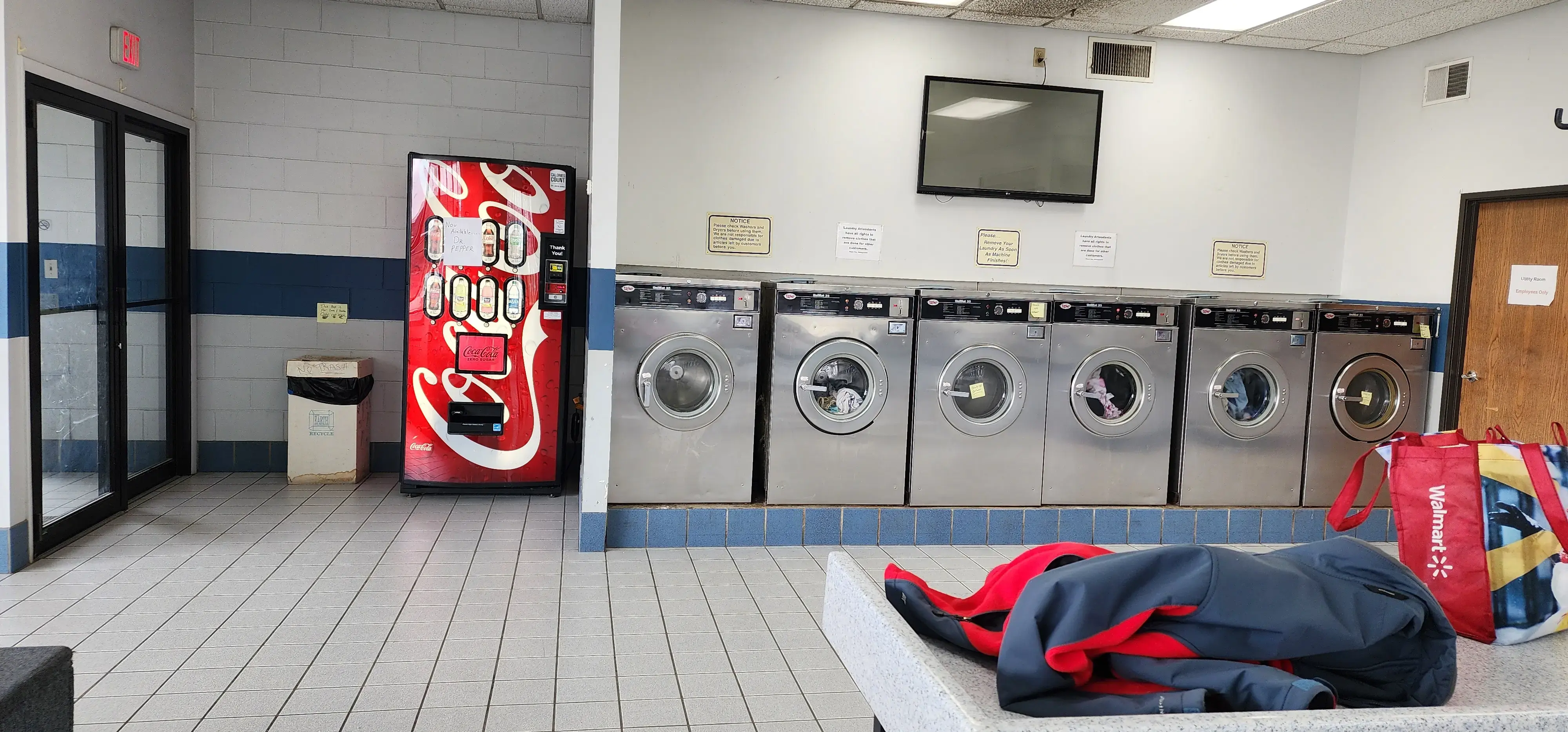 Brick Street Laundry Center thumbnail 2