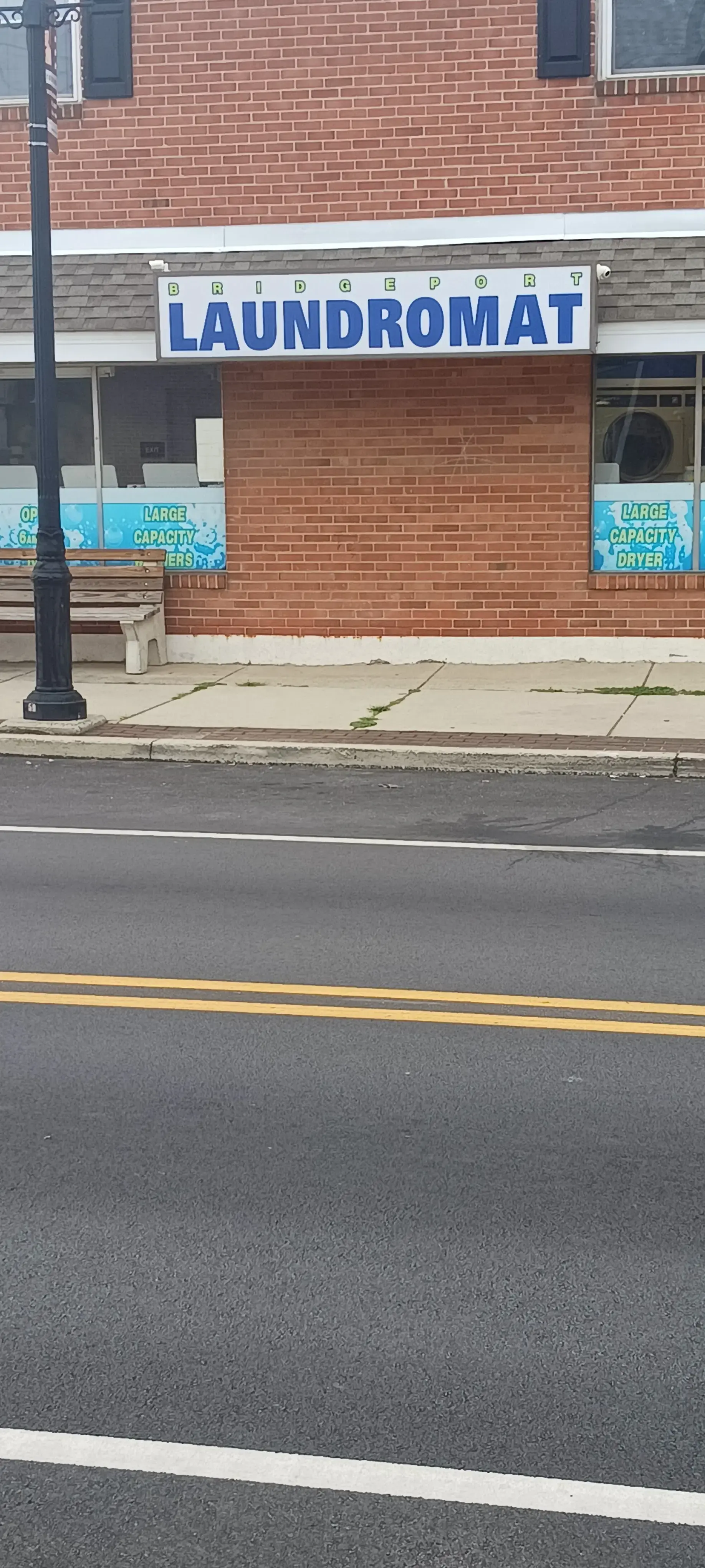 Bridgeport Laundromat - Image 2