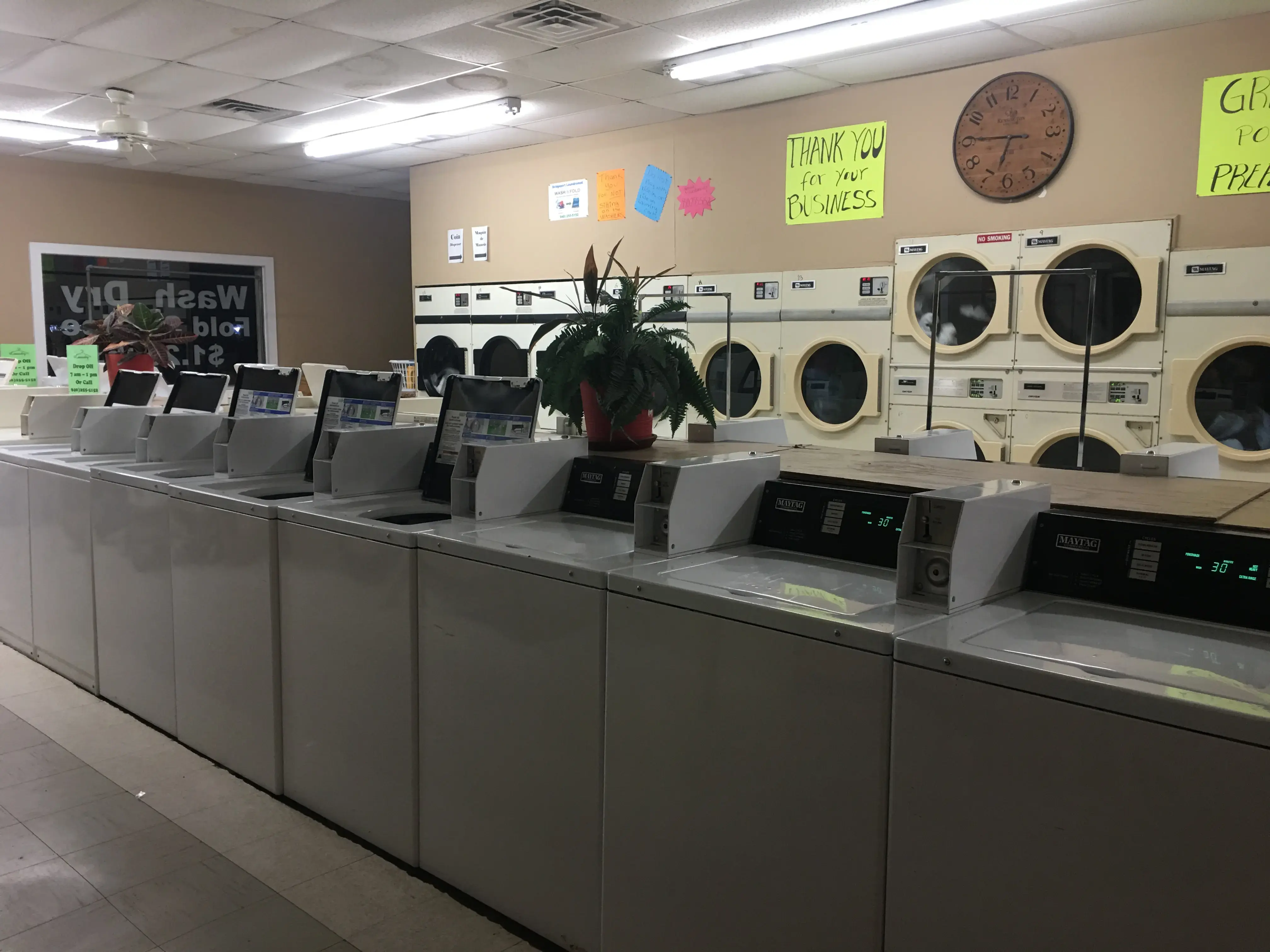 Bridgeport Laundromat thumbnail 20