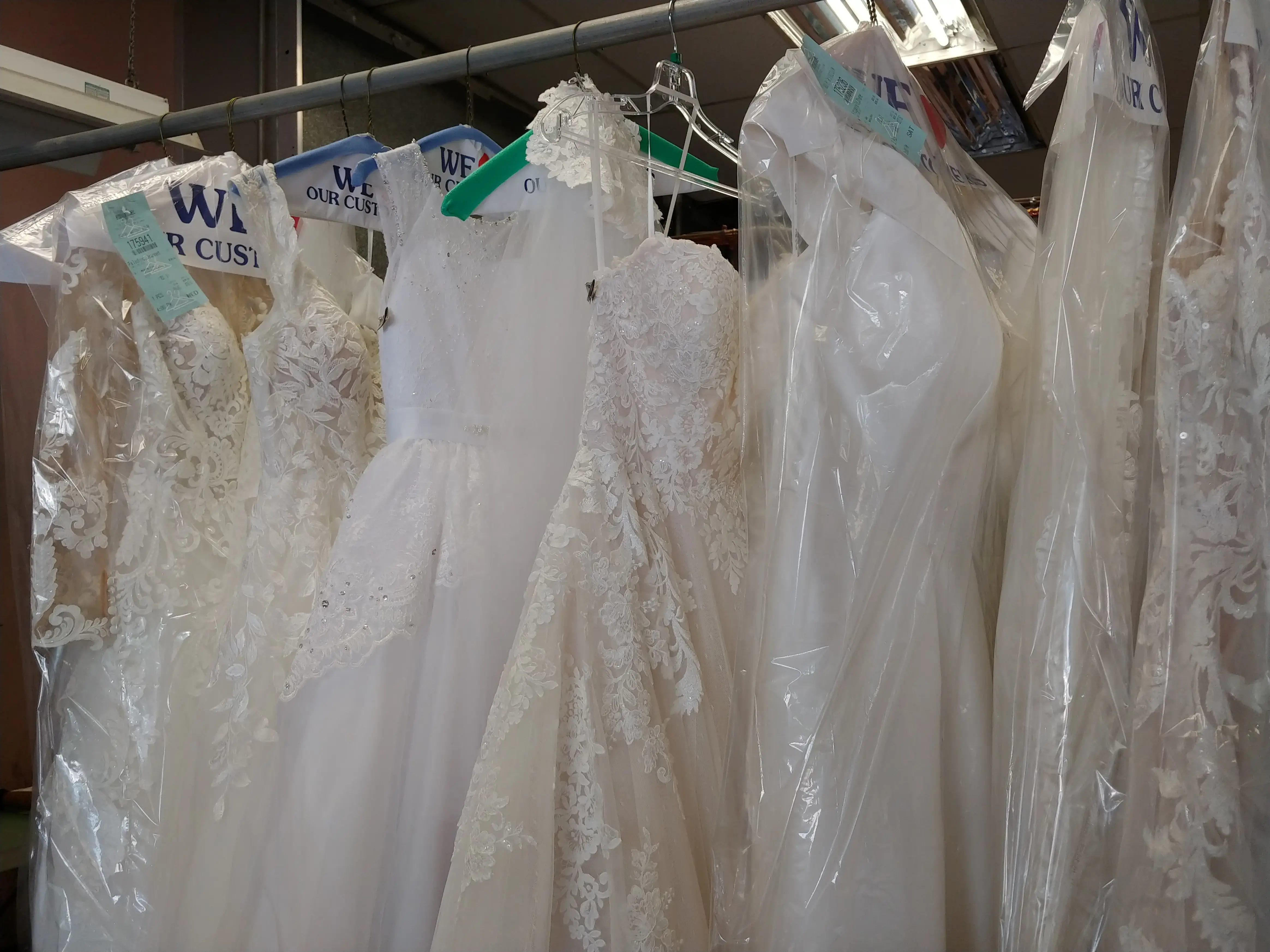 Bridgeview Cleaners - Image 10