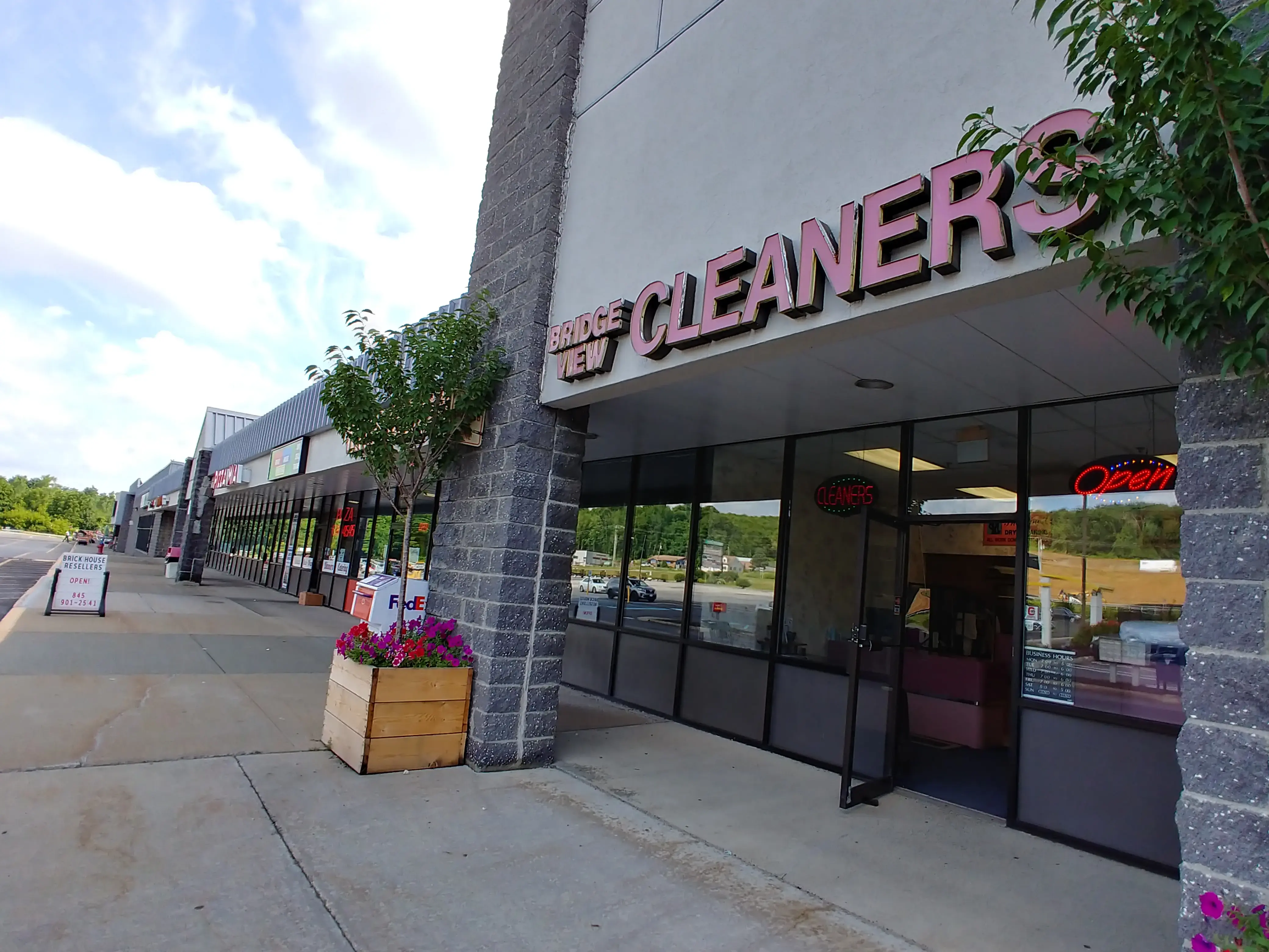 Bridgeview Cleaners - Image 2