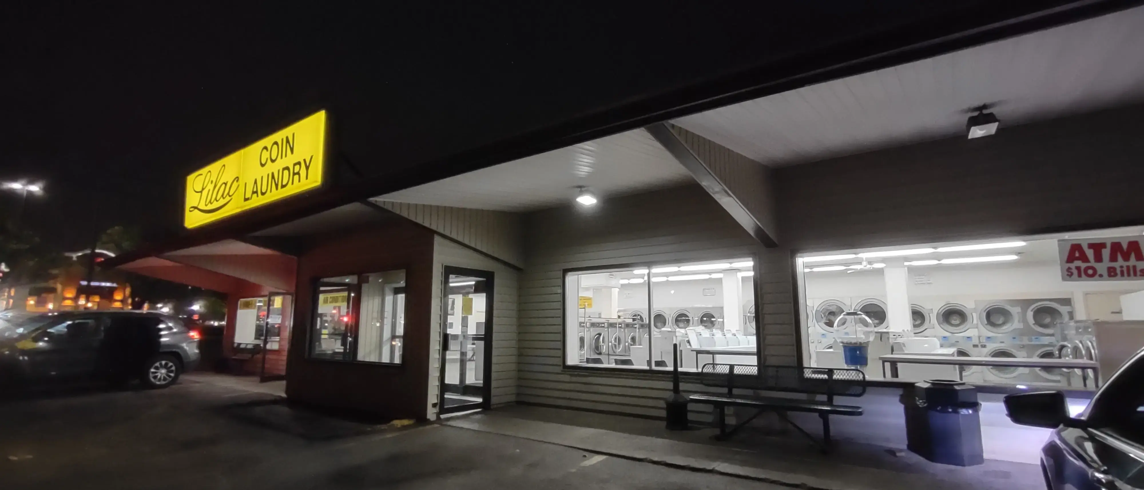 Bright Bubble Laundromat - Image 15