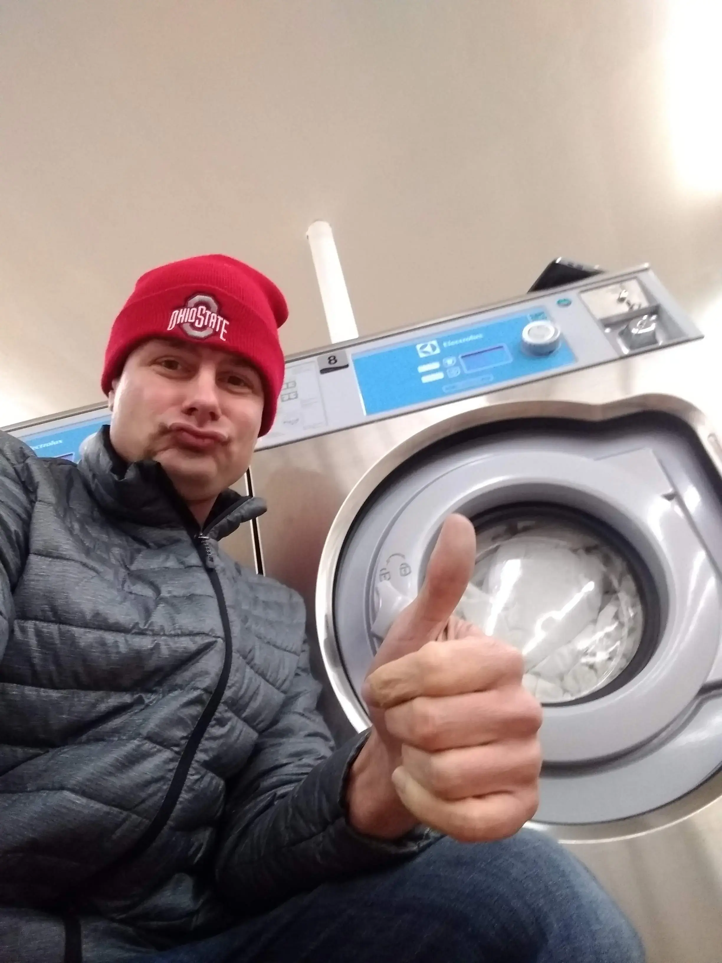 Bright Bubble Laundromat thumbnail 17