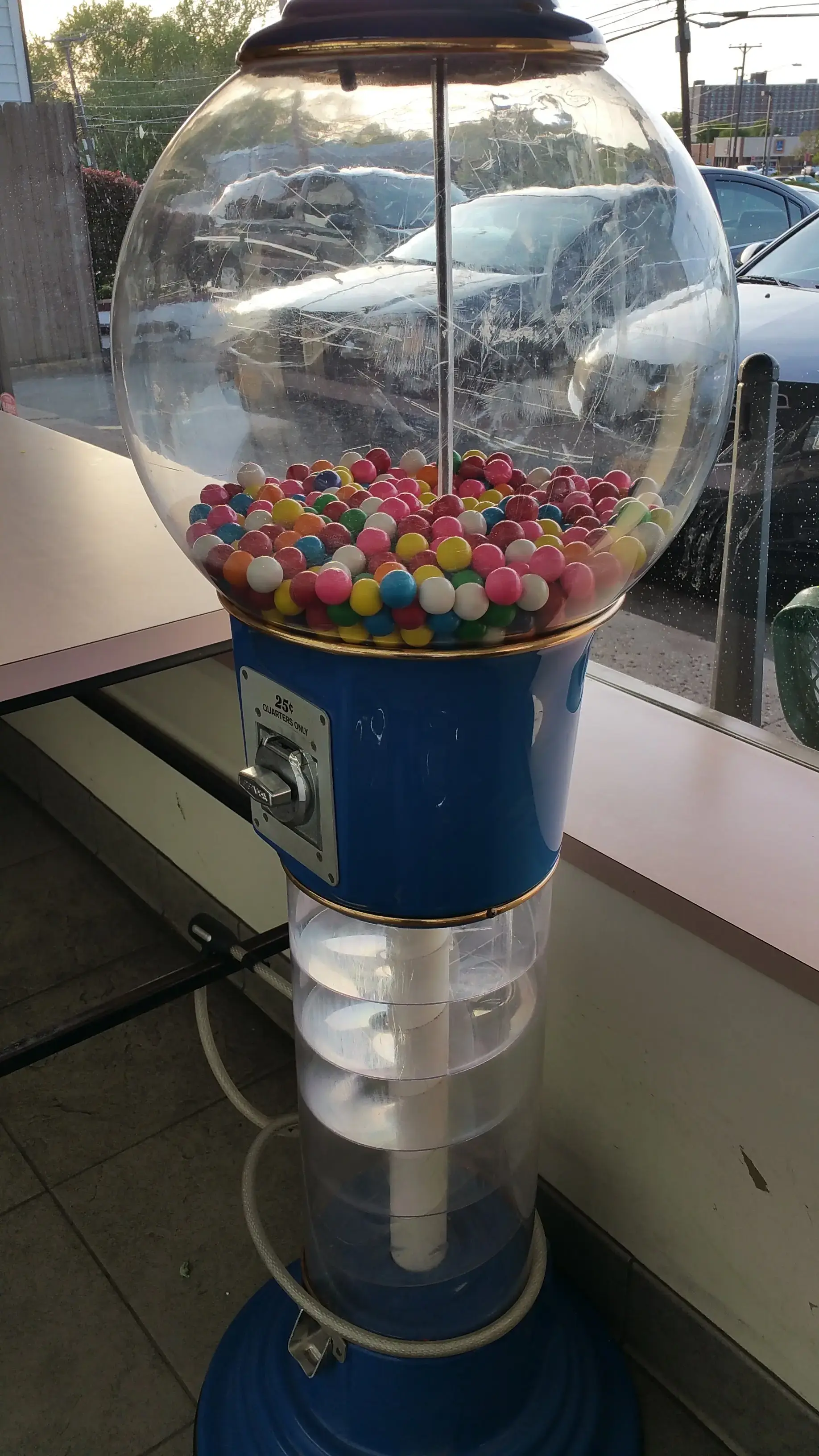 Bright Bubble Laundromat - Image 11