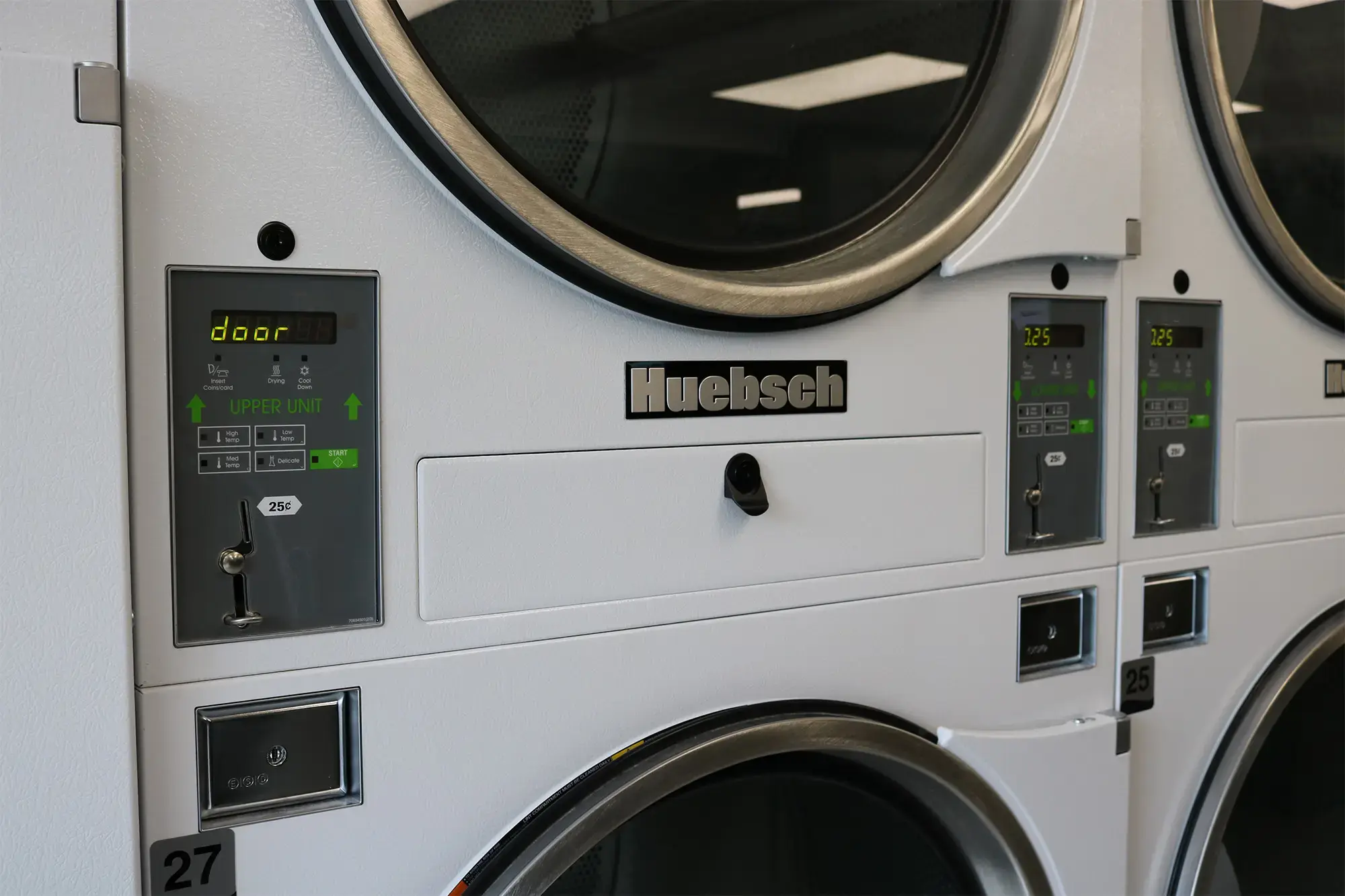 Bright Bubble Laundromat - Image 10
