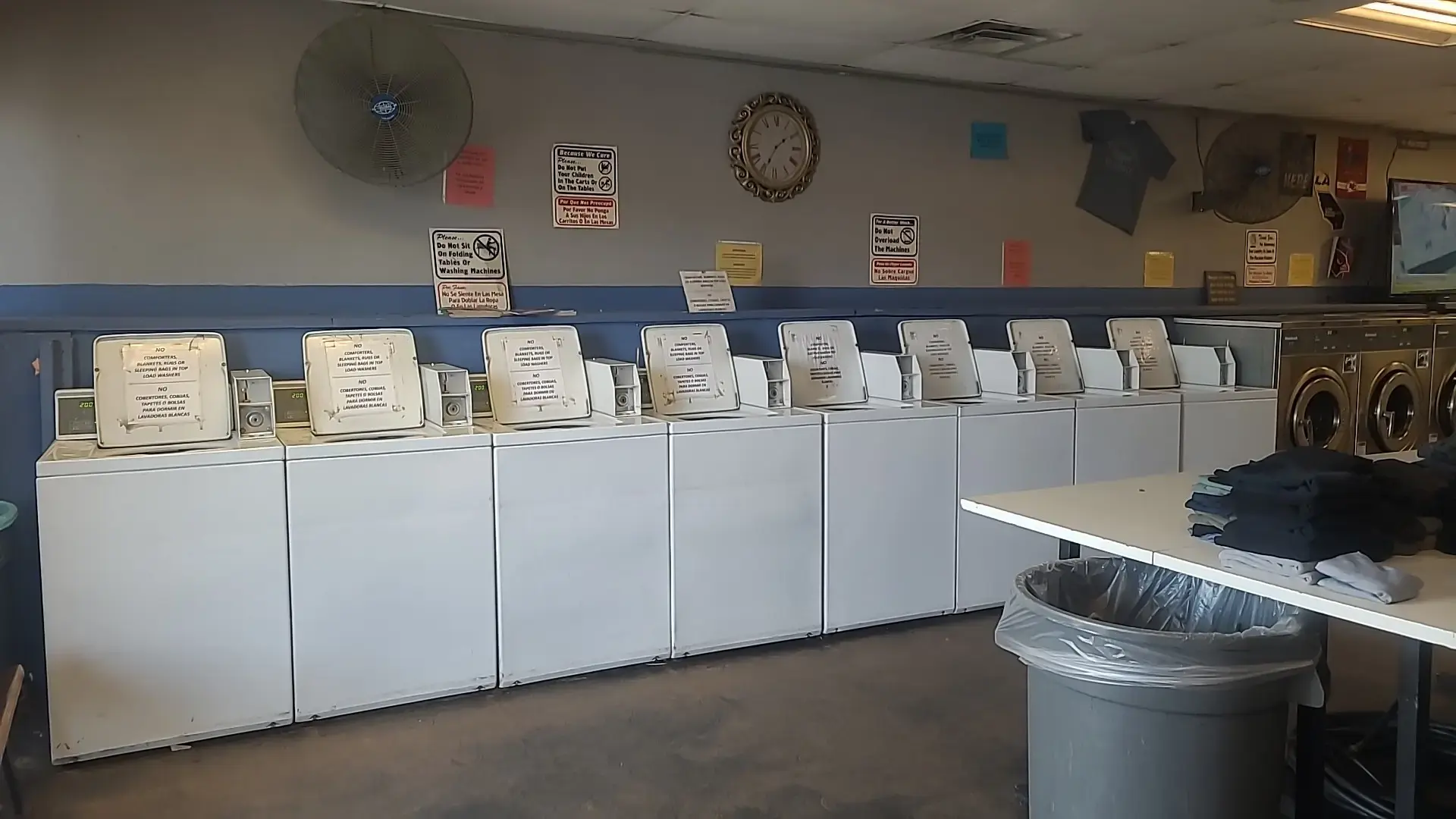 Bright & Clean Tolleson Laundromat - Image 8