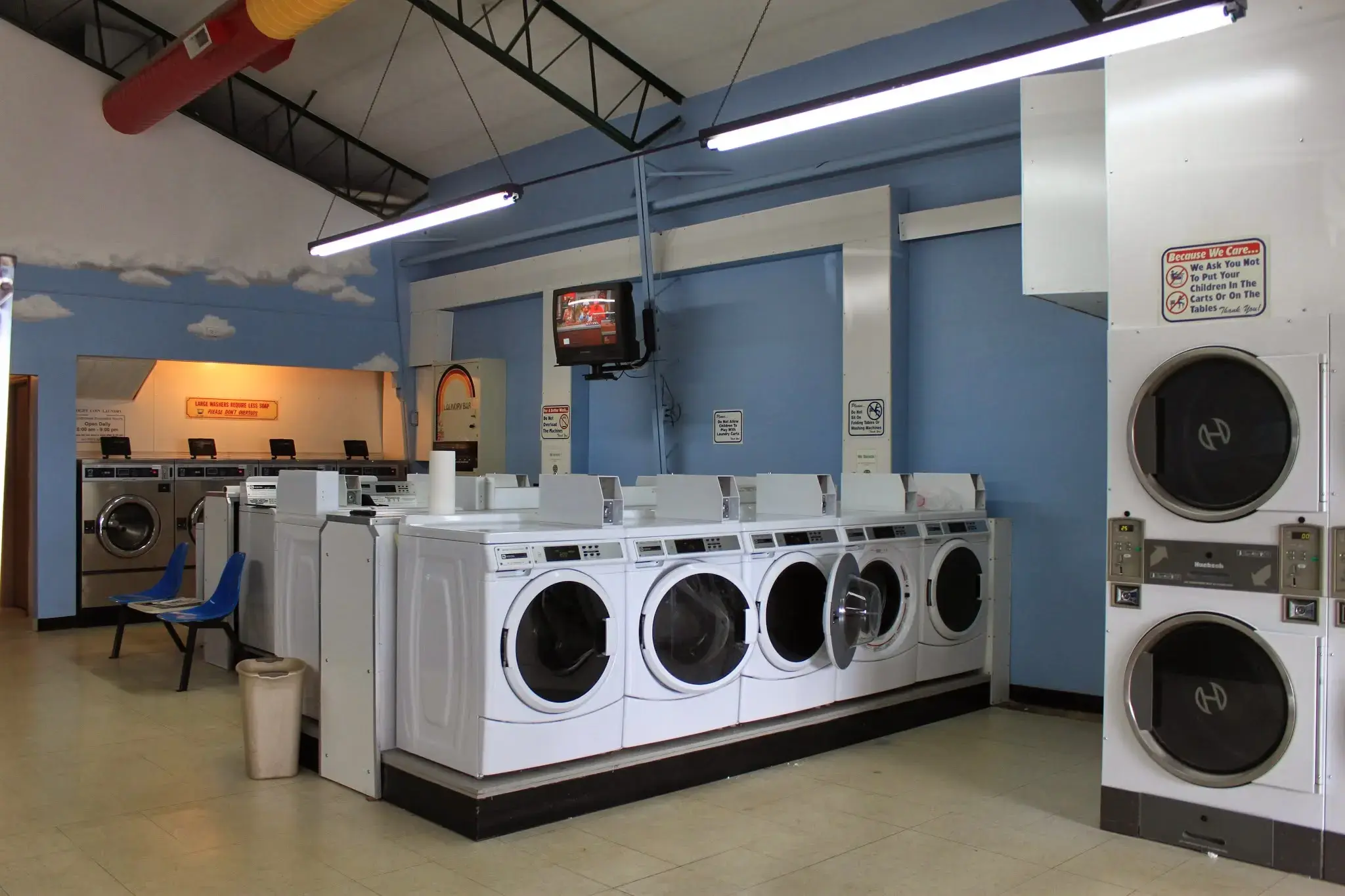 Bright Coin Laundry thumbnail 13