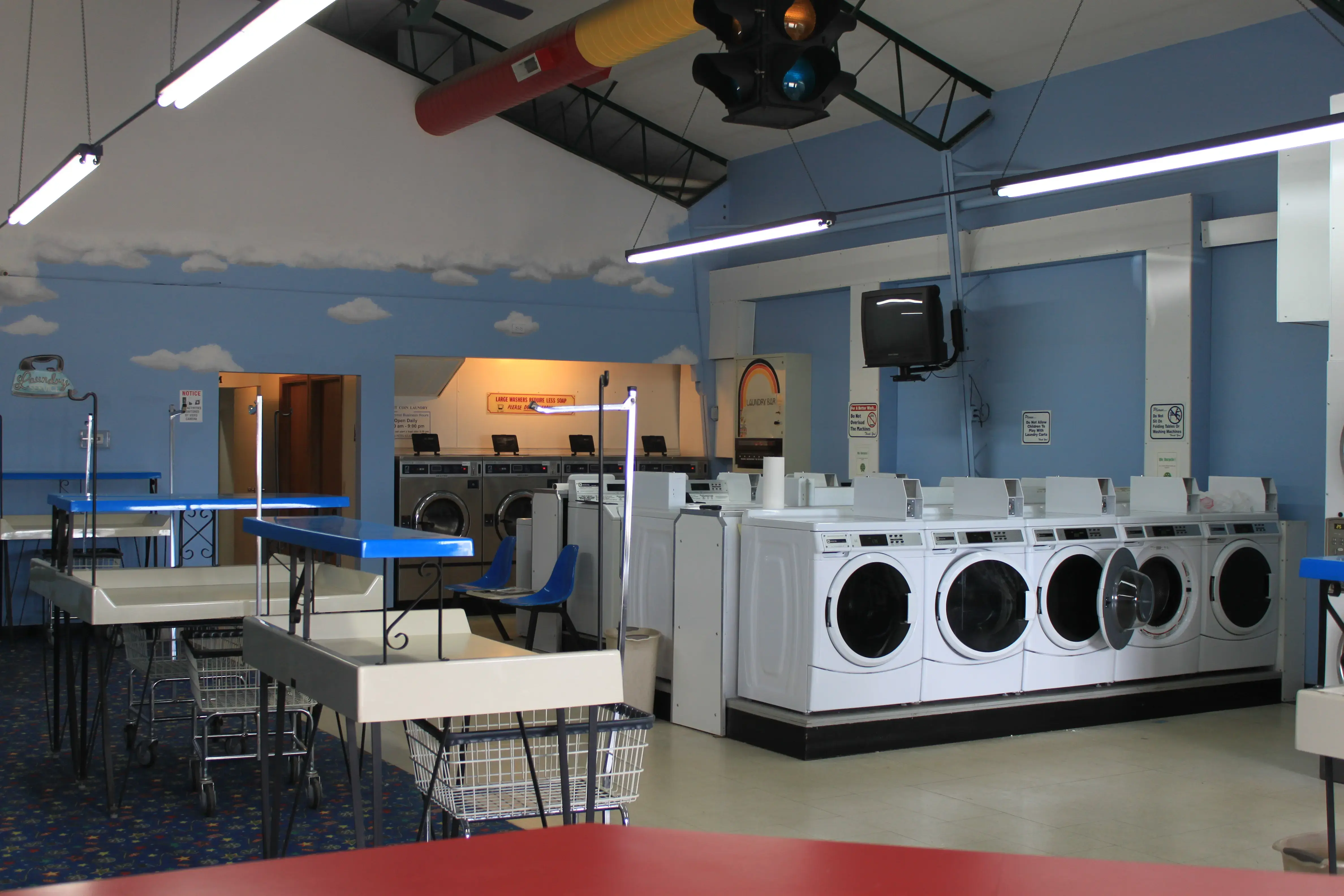 Bright Coin Laundry thumbnail 7