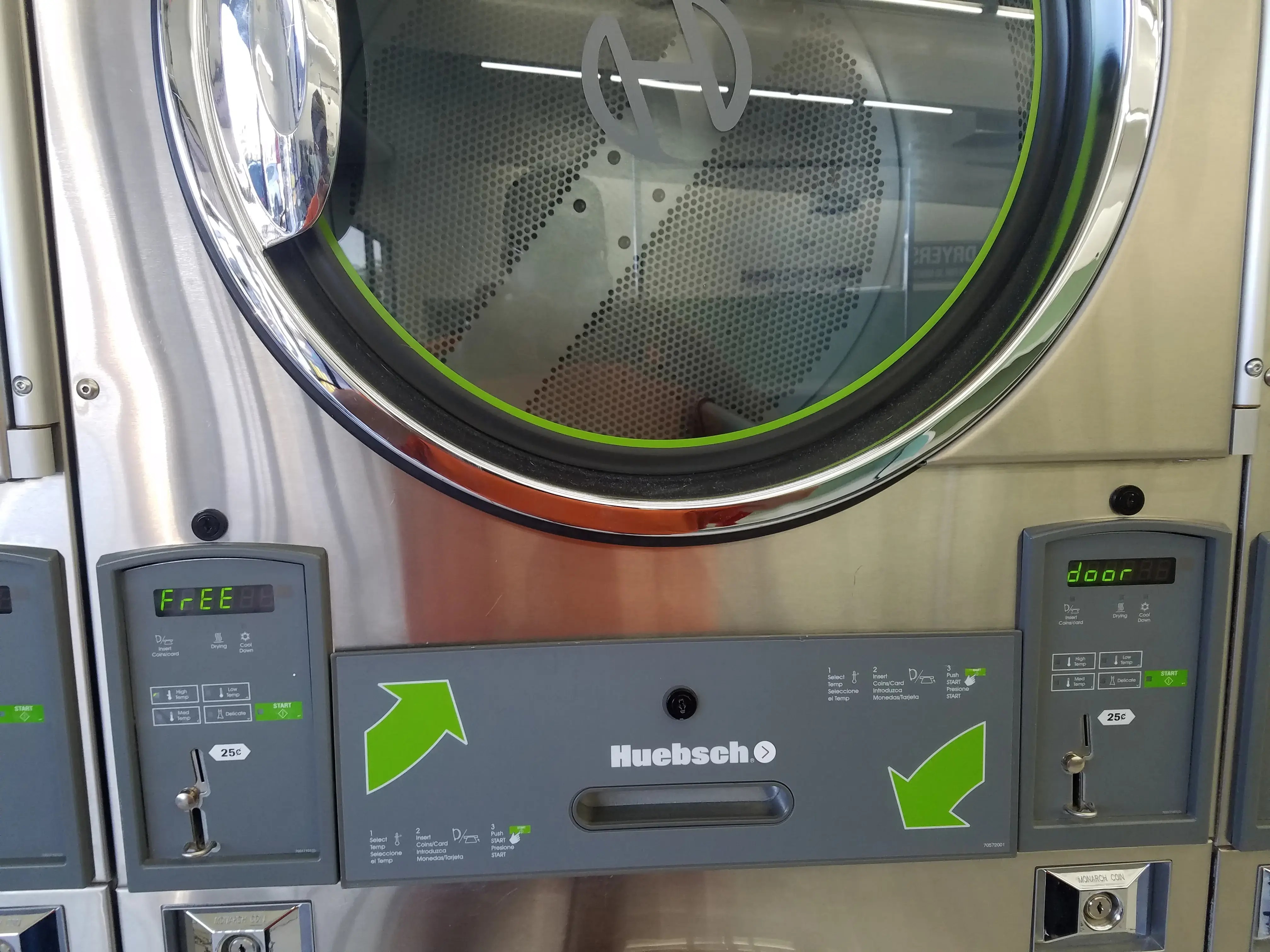 Bright Star Laundromat thumbnail 18
