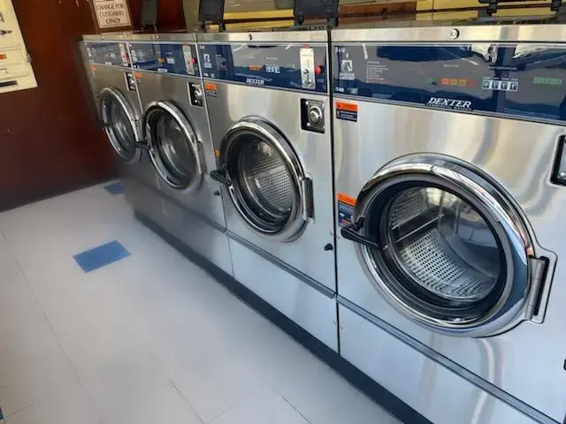 Bright'n Clean Laundry Center thumbnail 13