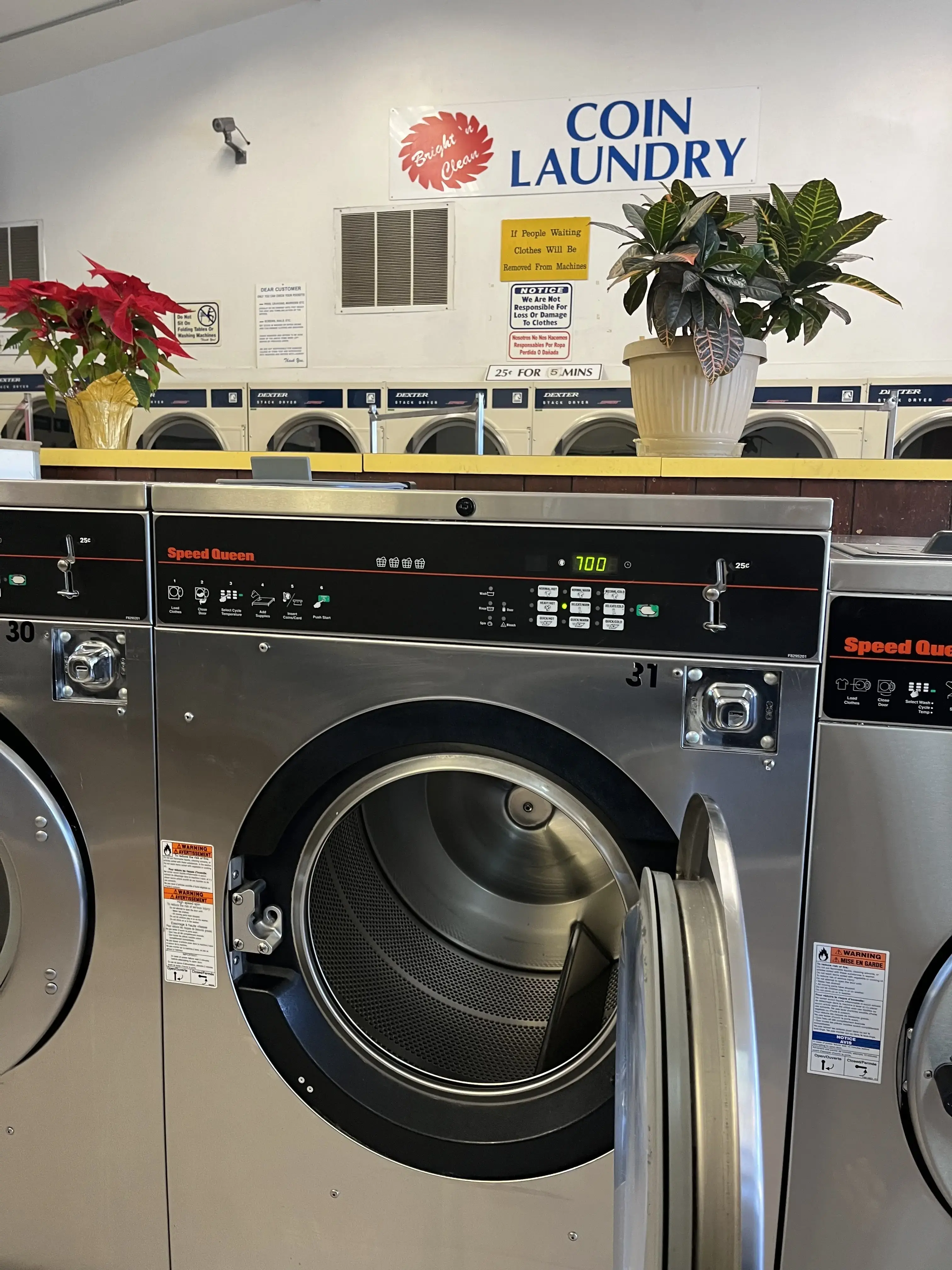 Bright'n Clean Laundry Center thumbnail 8