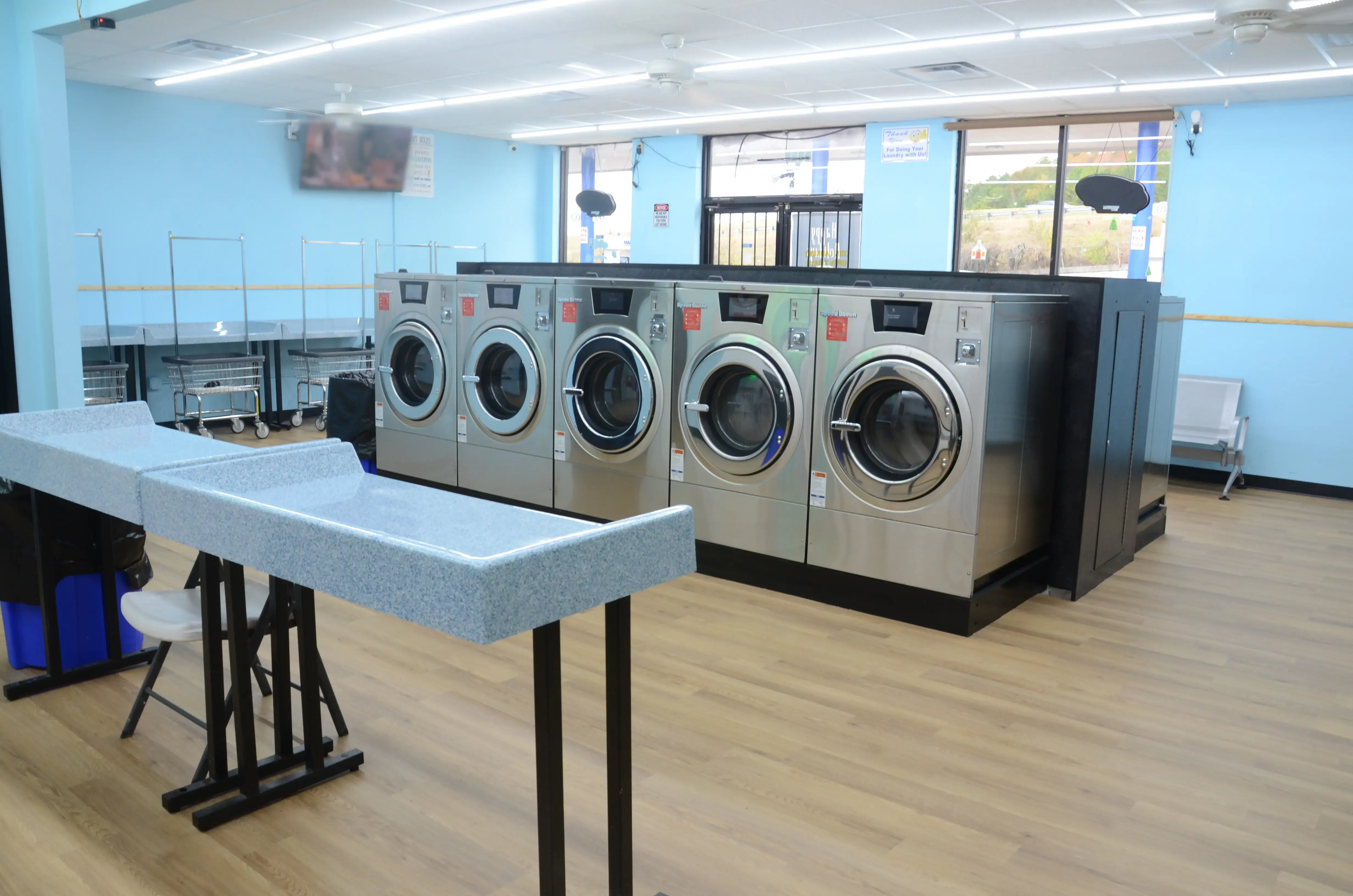 Brighton Laundromat - Image 12