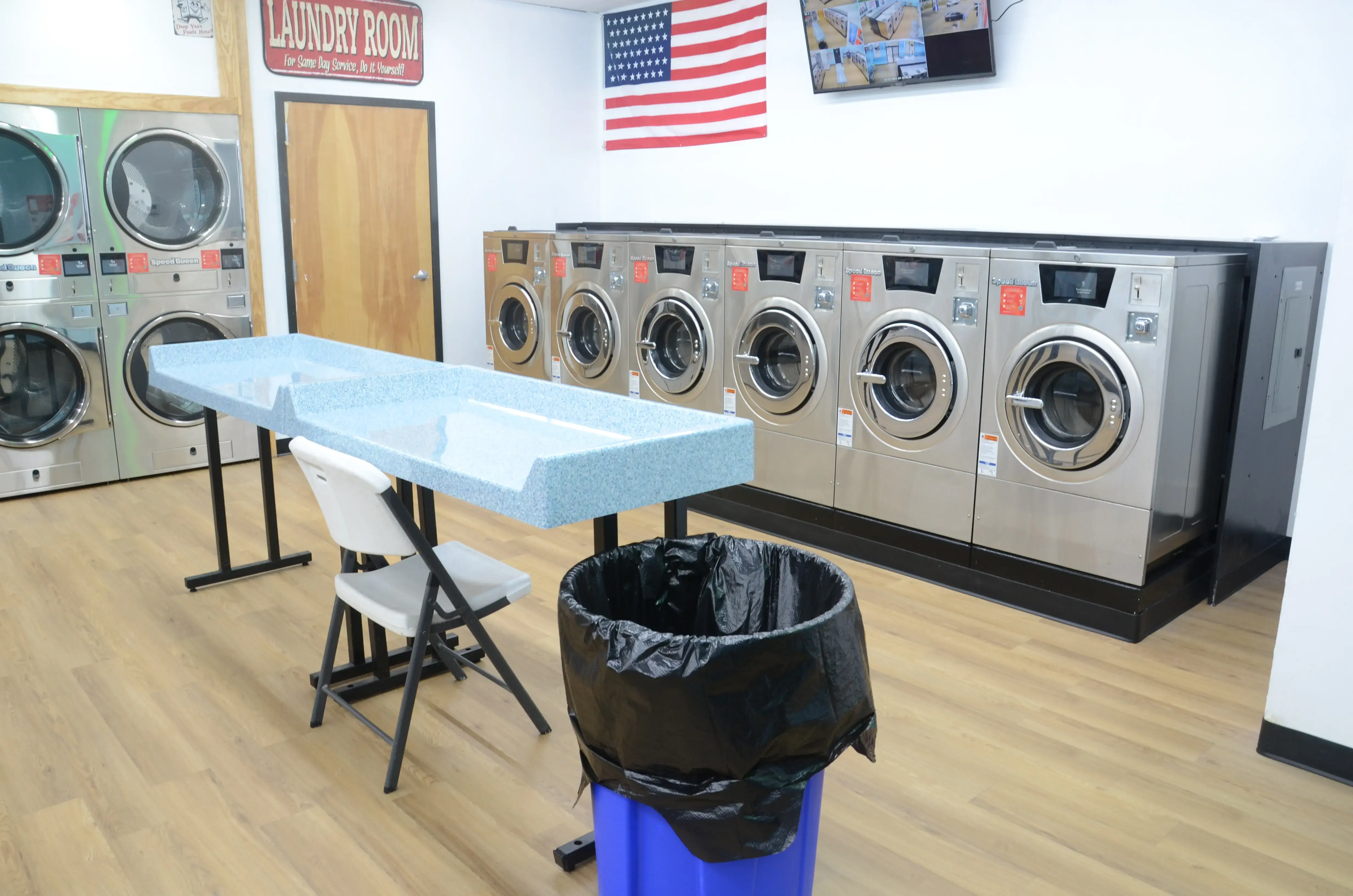 Brighton Laundromat - Image 8