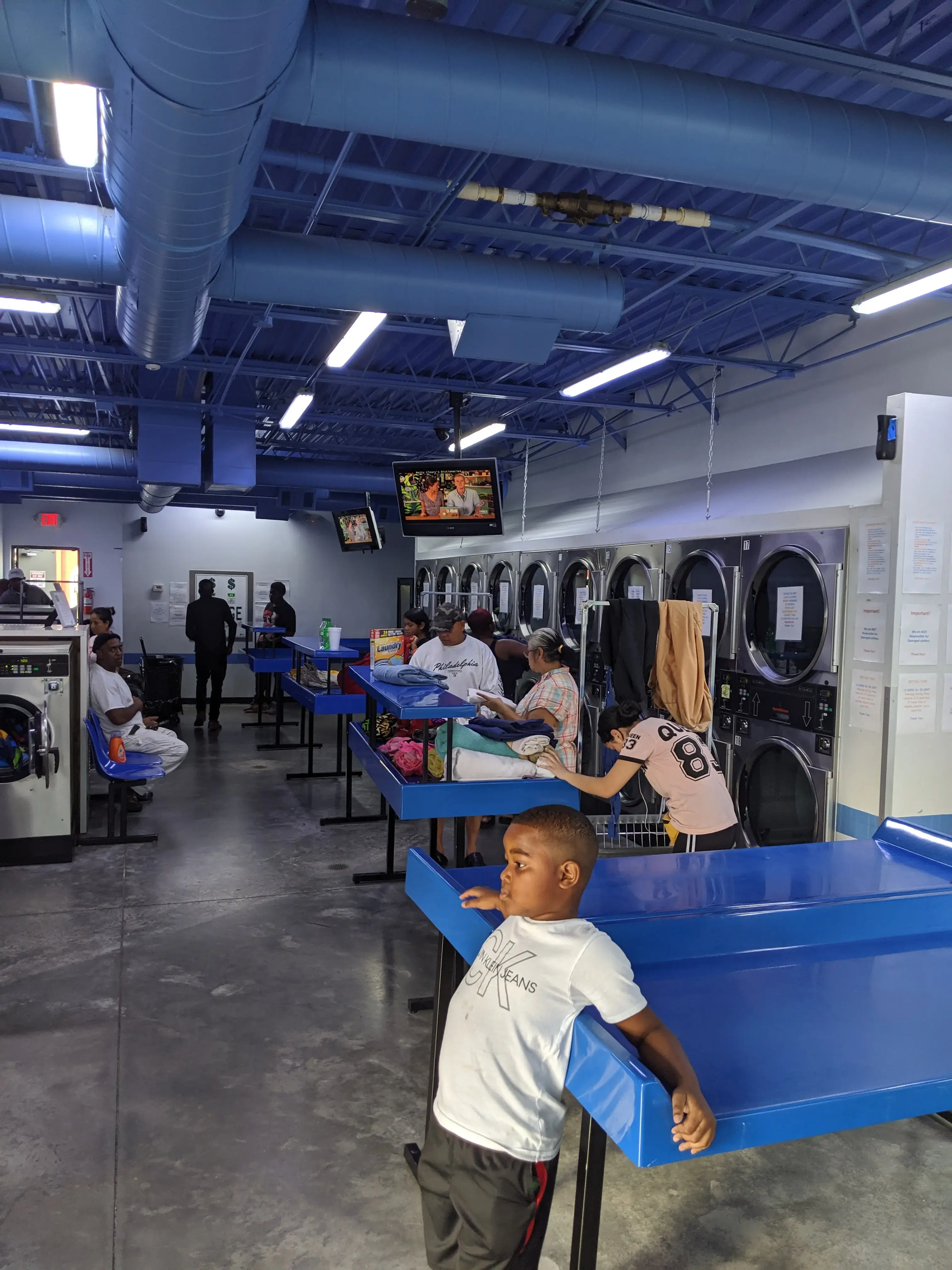 Brite Bubbles Laundry Services - Image 5