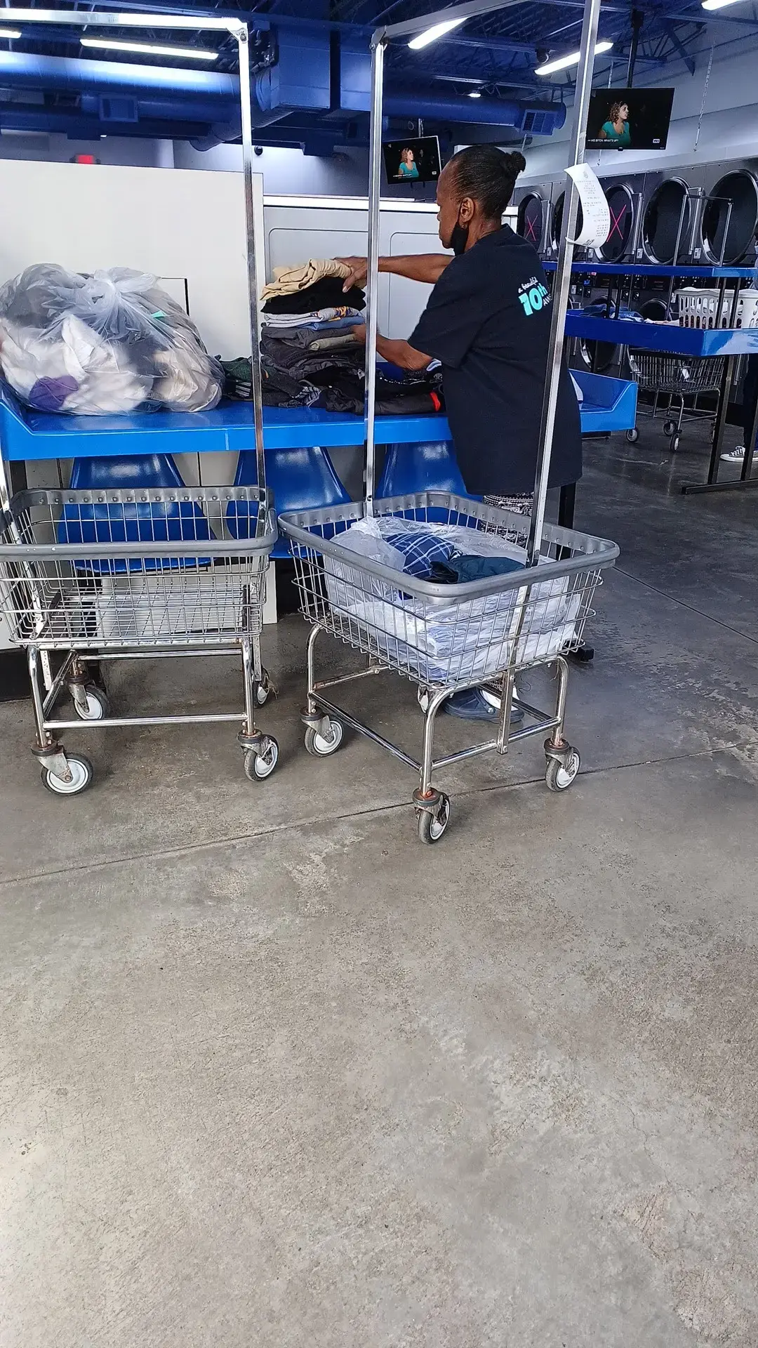 Brite Bubbles Laundry Services - Image 11