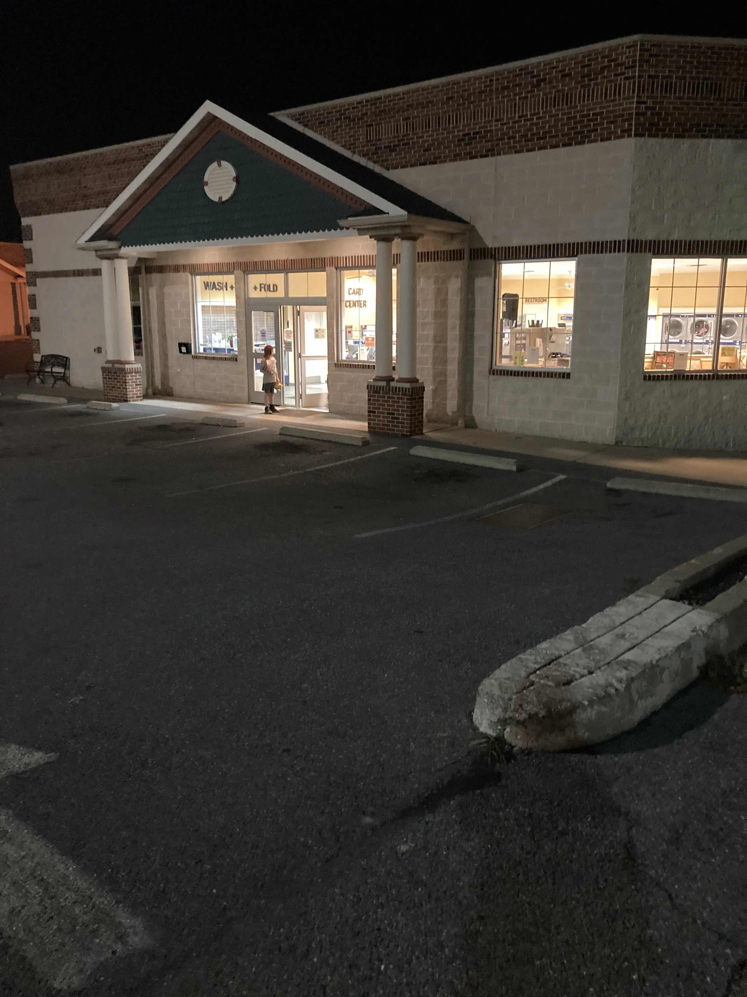 Brite Laundry Center - Image 13