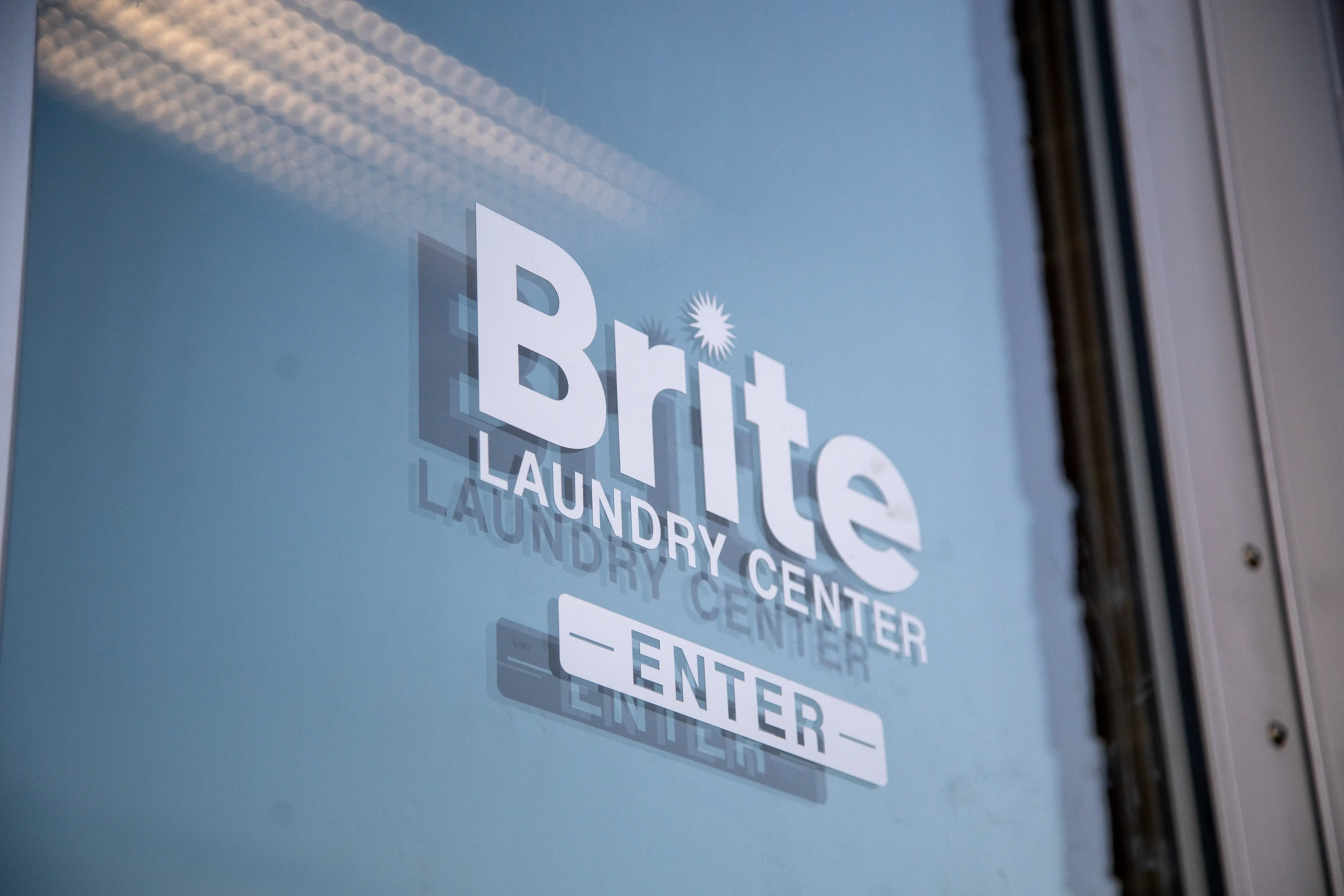 Brite Laundry Center thumbnail 16