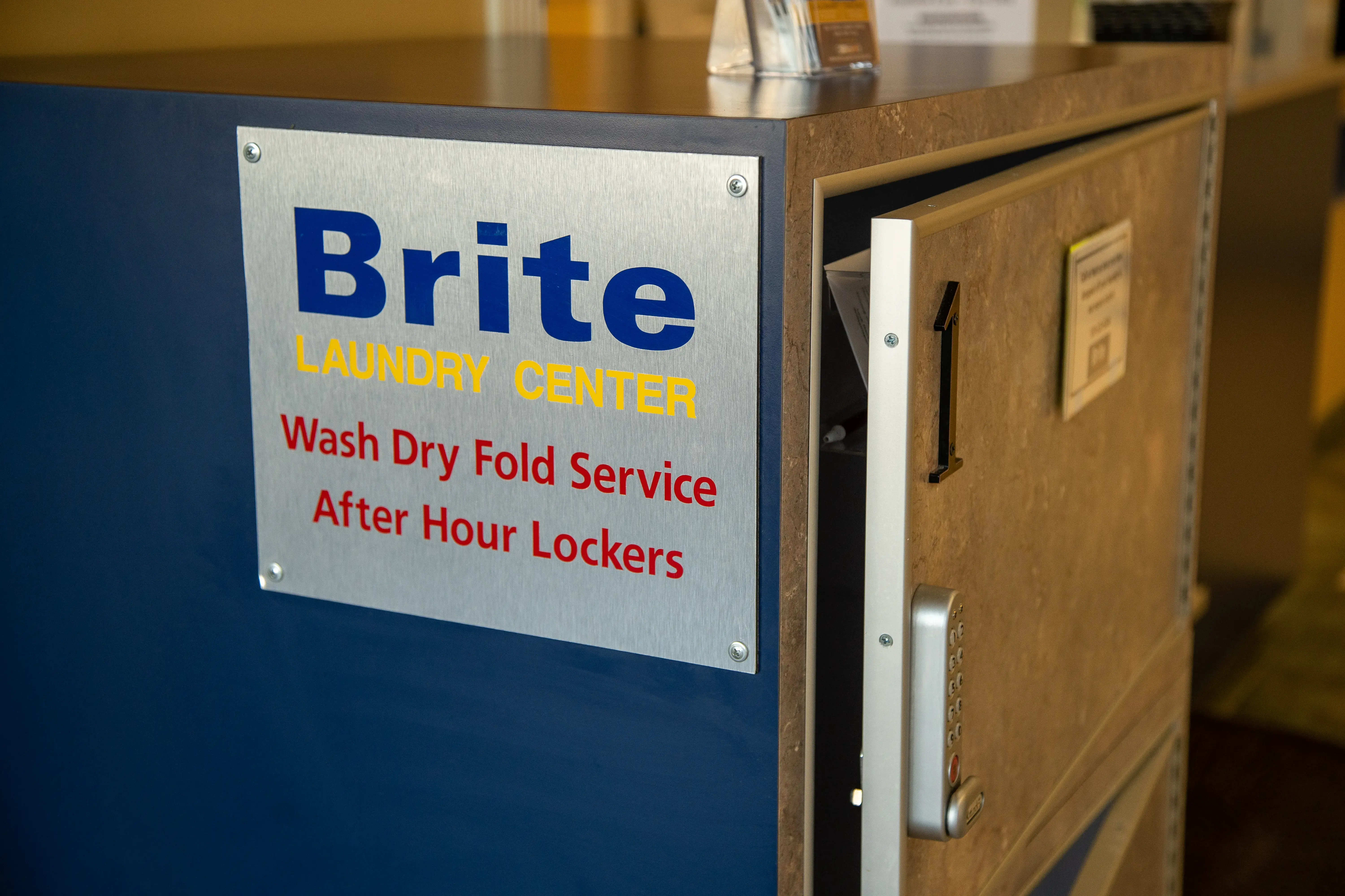 Brite Laundry Center thumbnail 6
