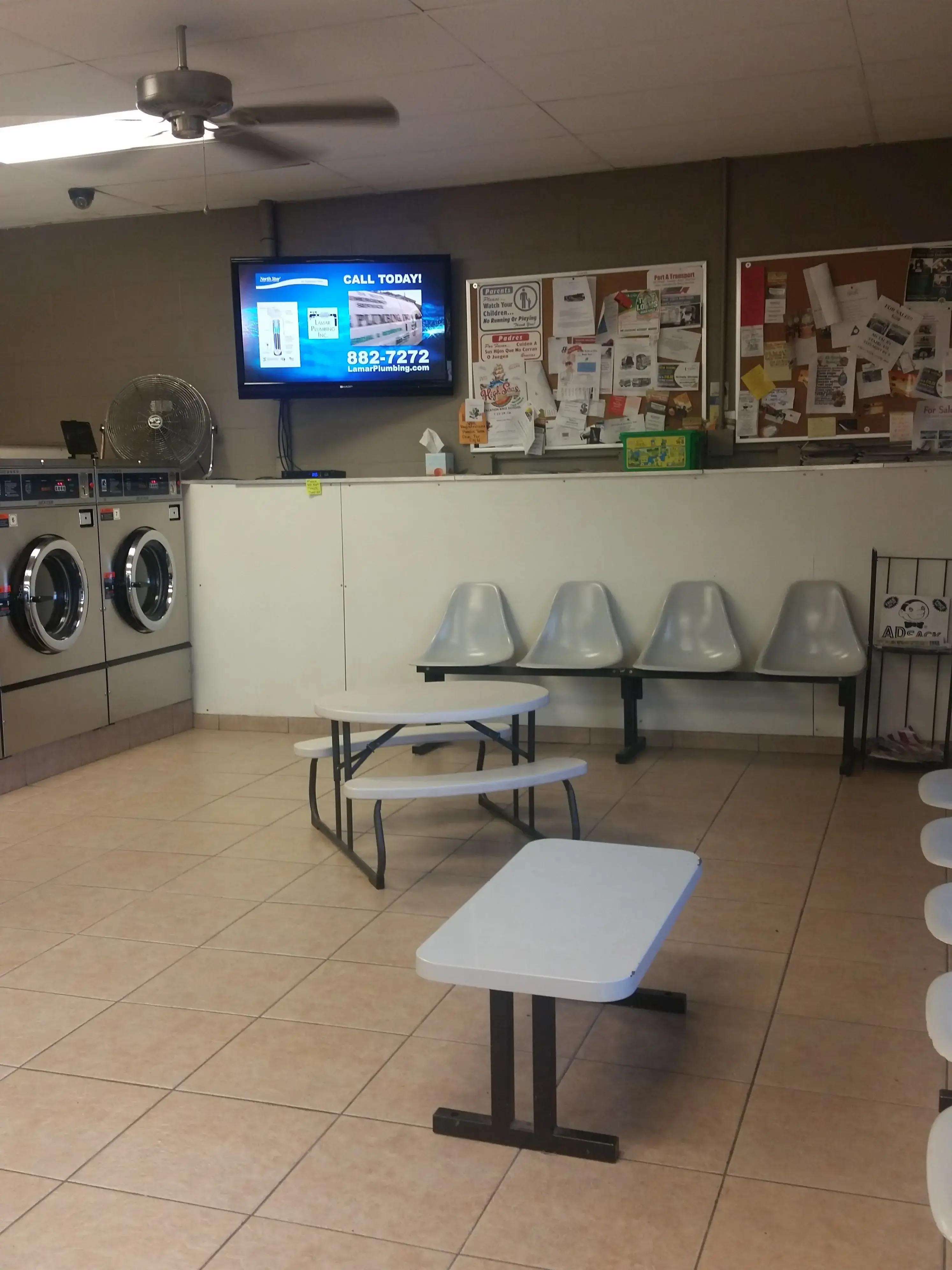 Brite N Clean Washateria - Image 7