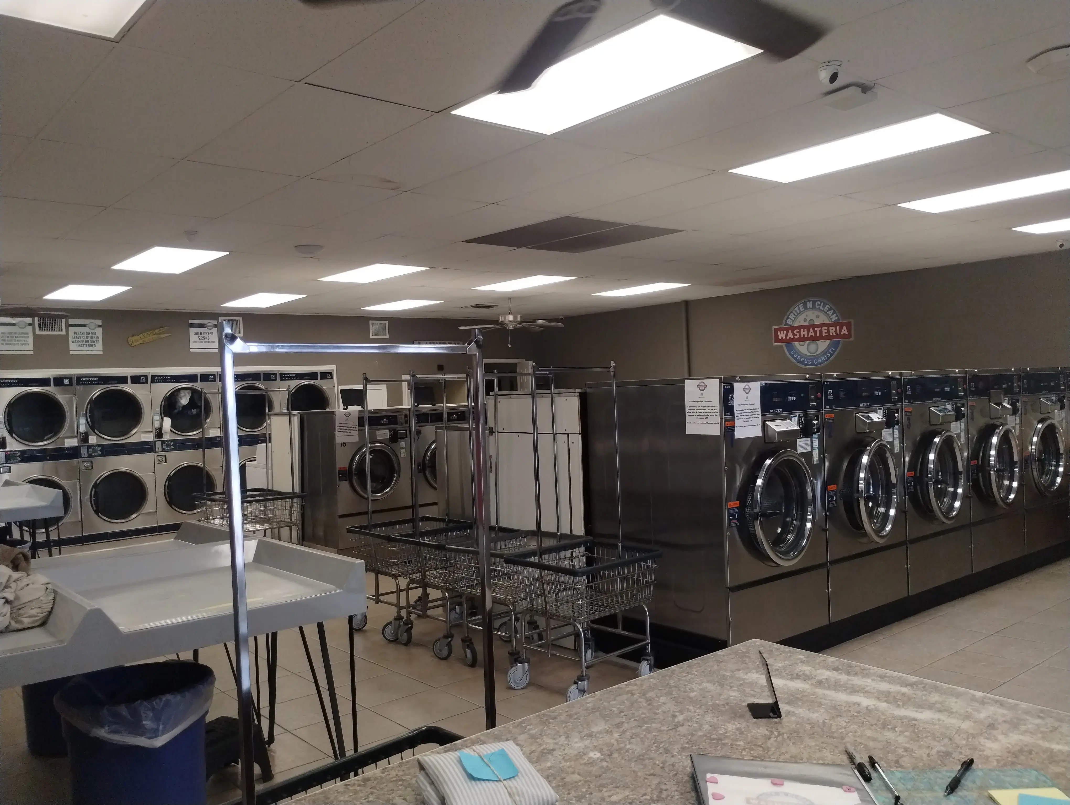 Brite N Clean Washateria - Image 3