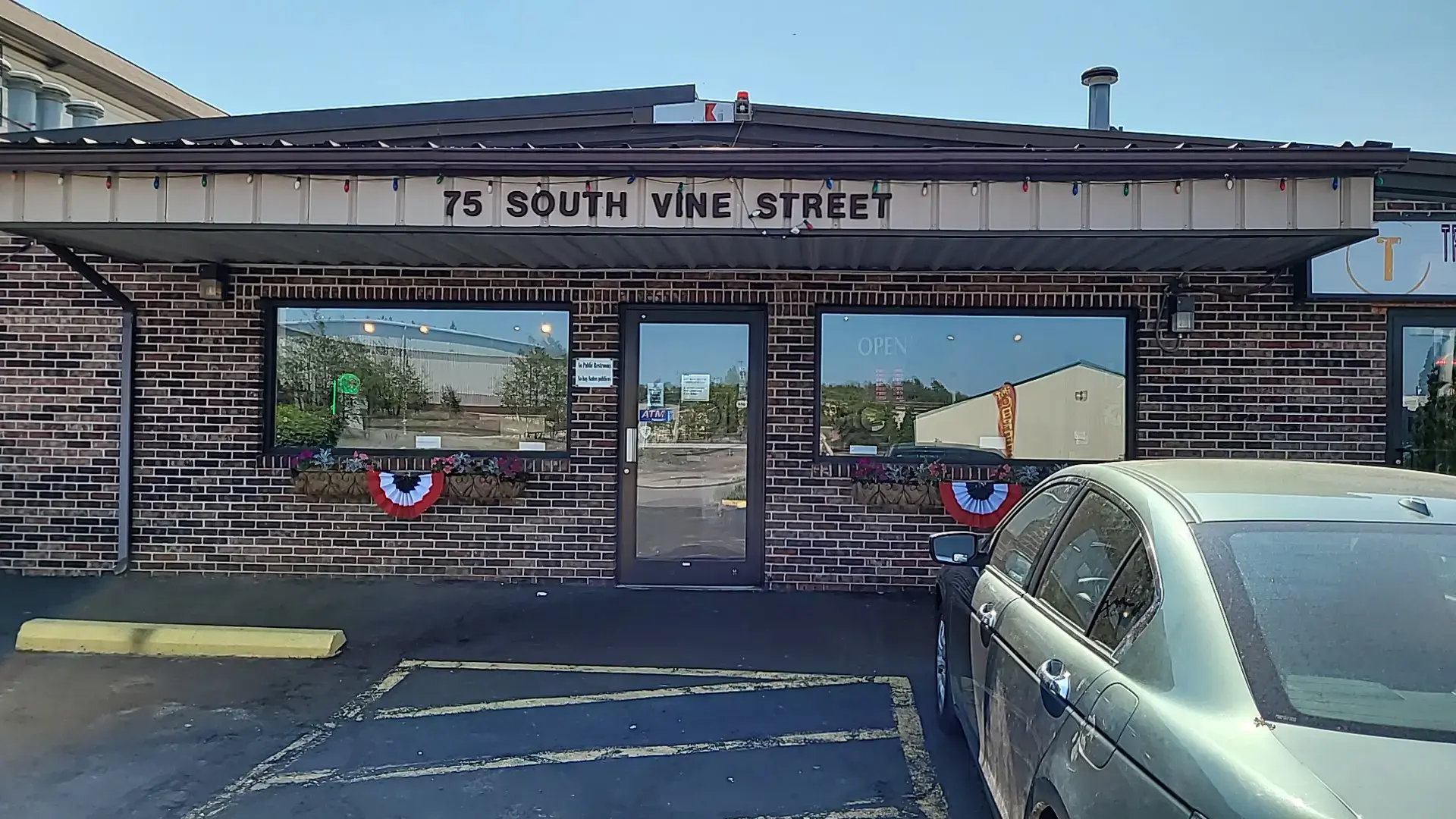 Brite Way Laundromat - Image 7