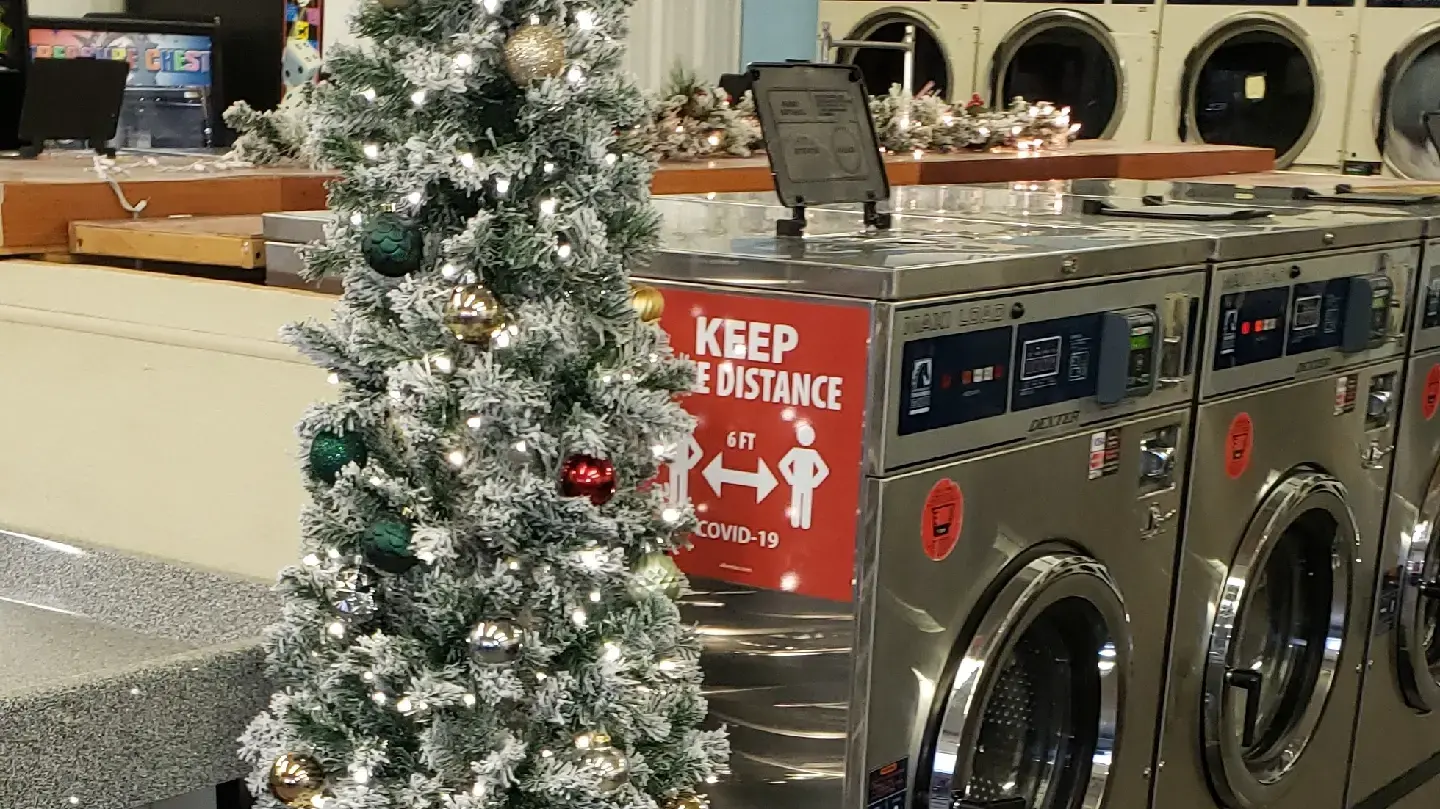 Brite Way Laundromat - Image 16