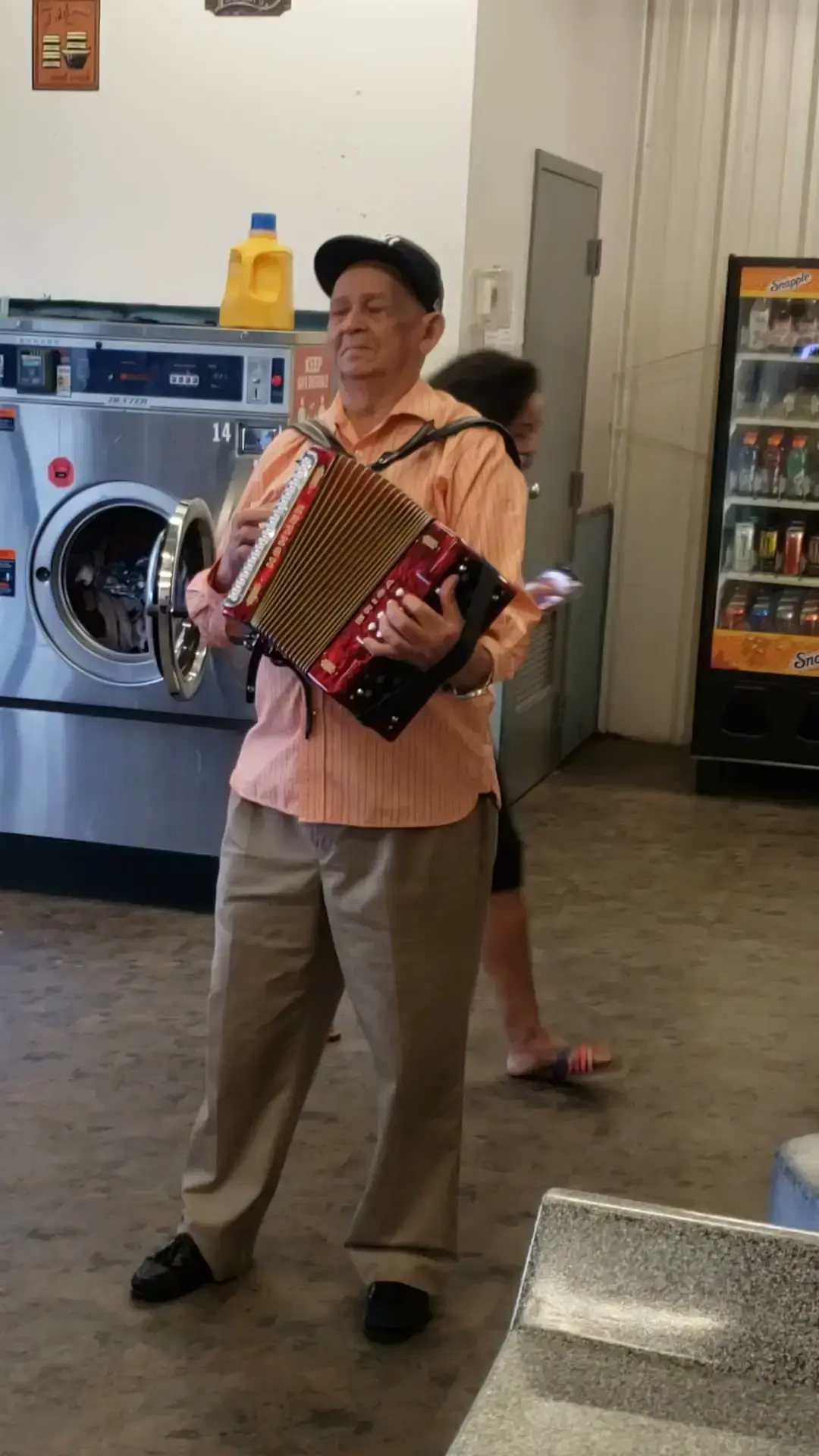 Brite Way Laundromat - Image 8