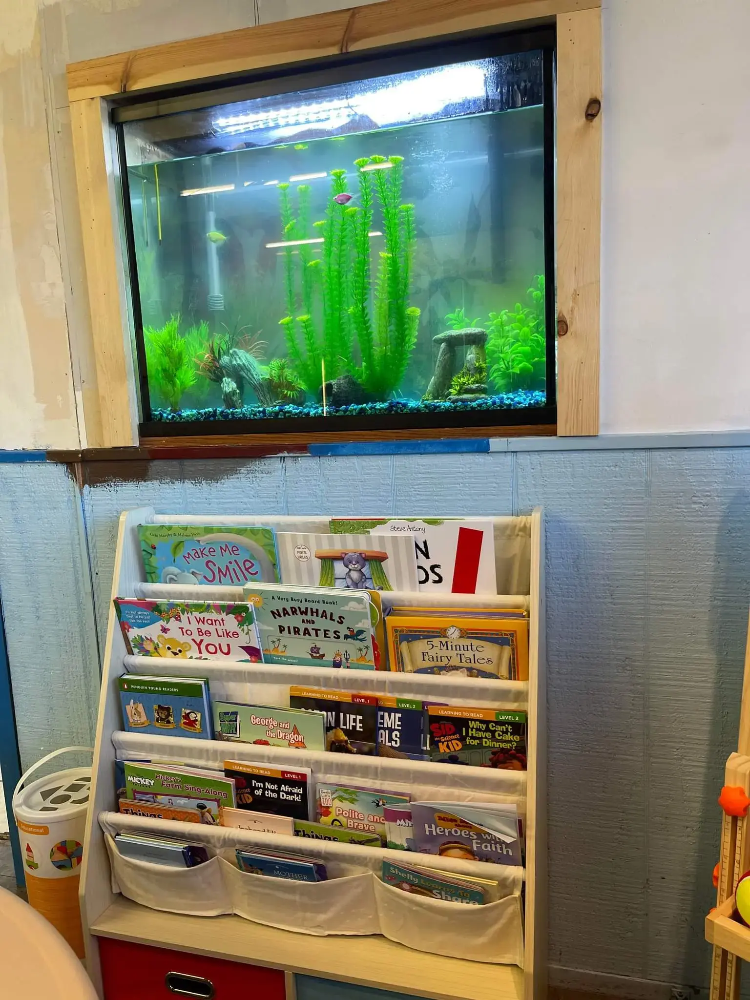 Brite Way Laundromat - Image 15