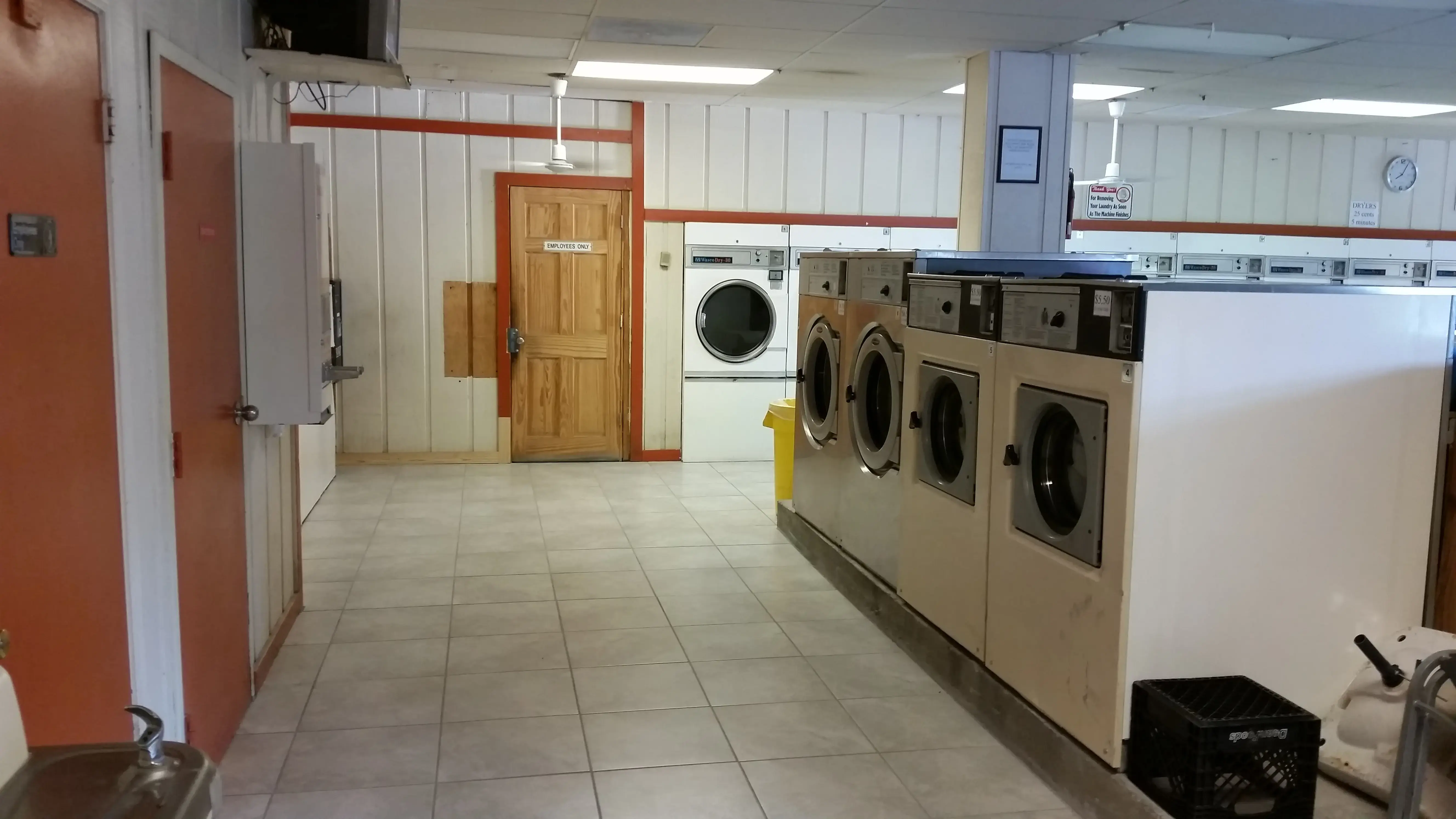 Broad Street Laundry & Car Wash - Image 6