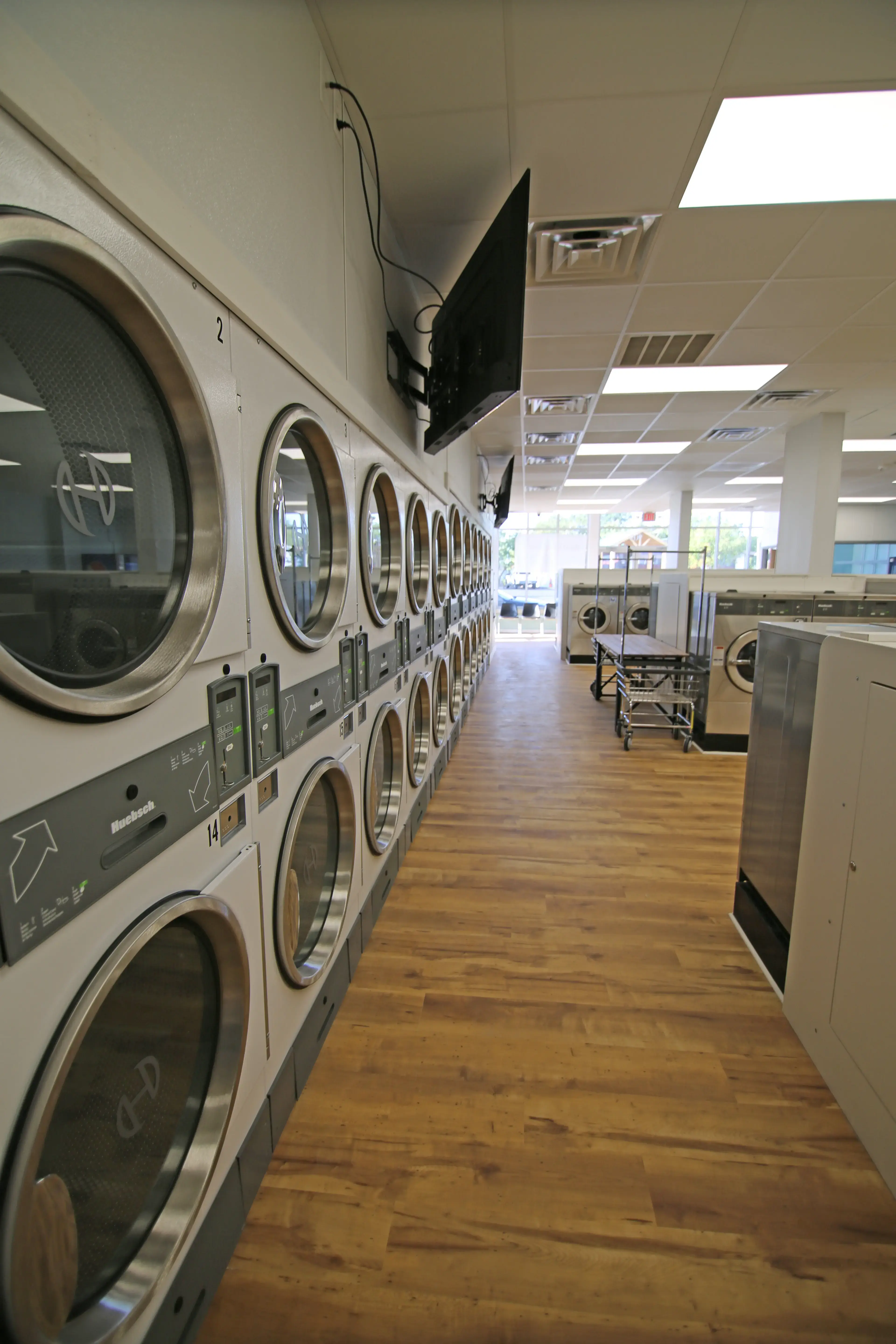 Broad Street Laundry - Image 16