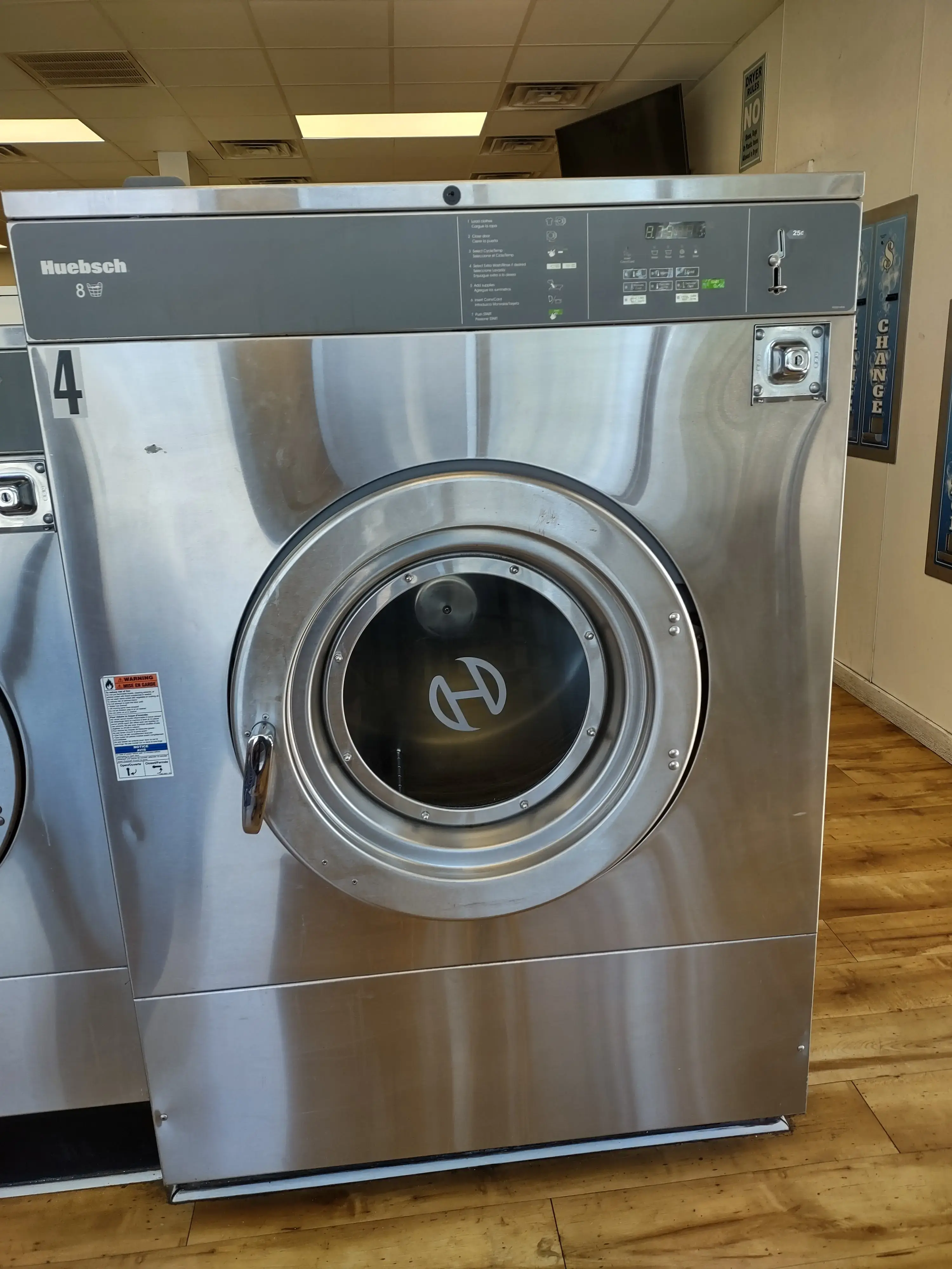 Broad Street Laundry - Image 6