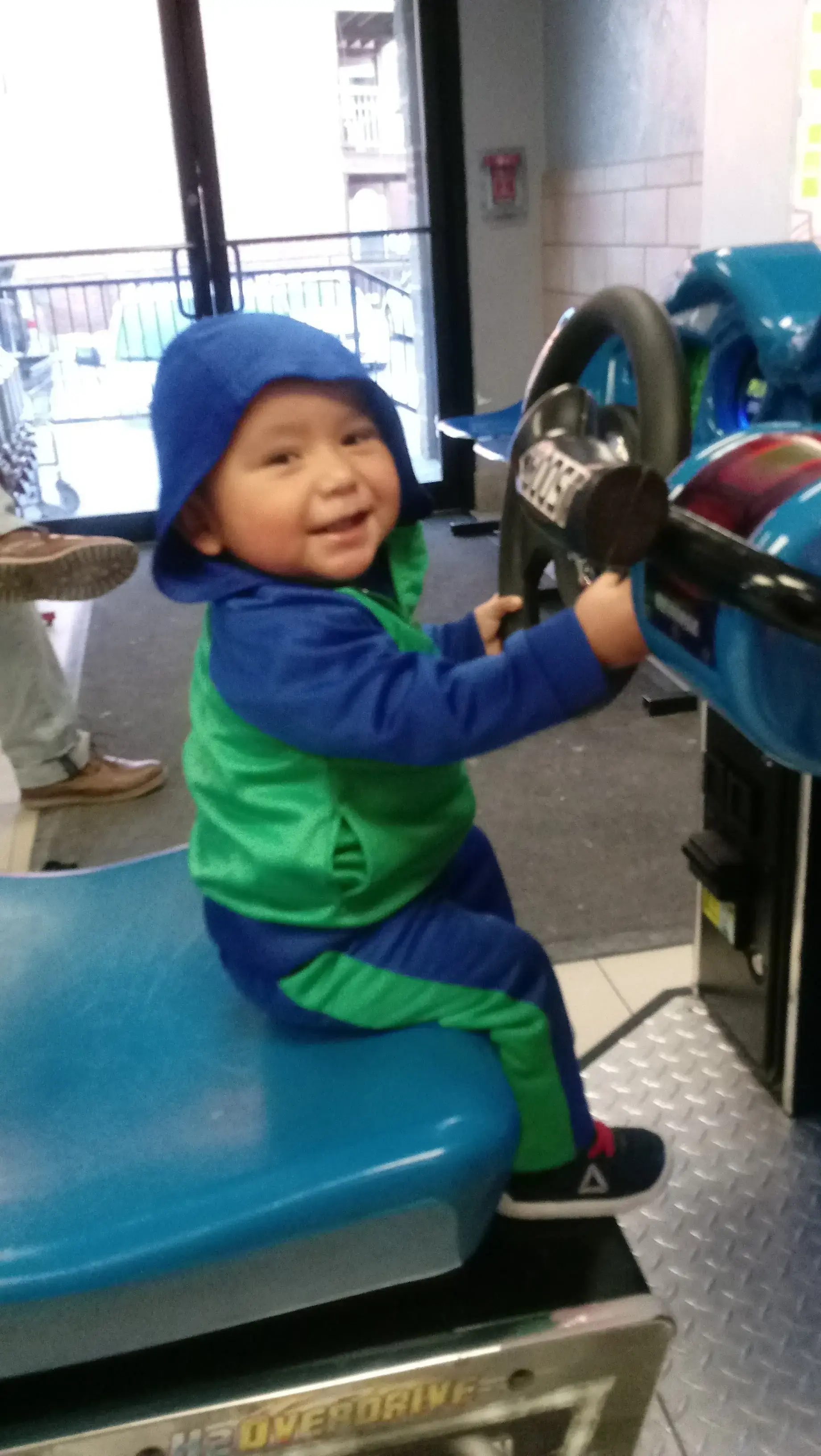 Broadway Laundromat thumbnail 19