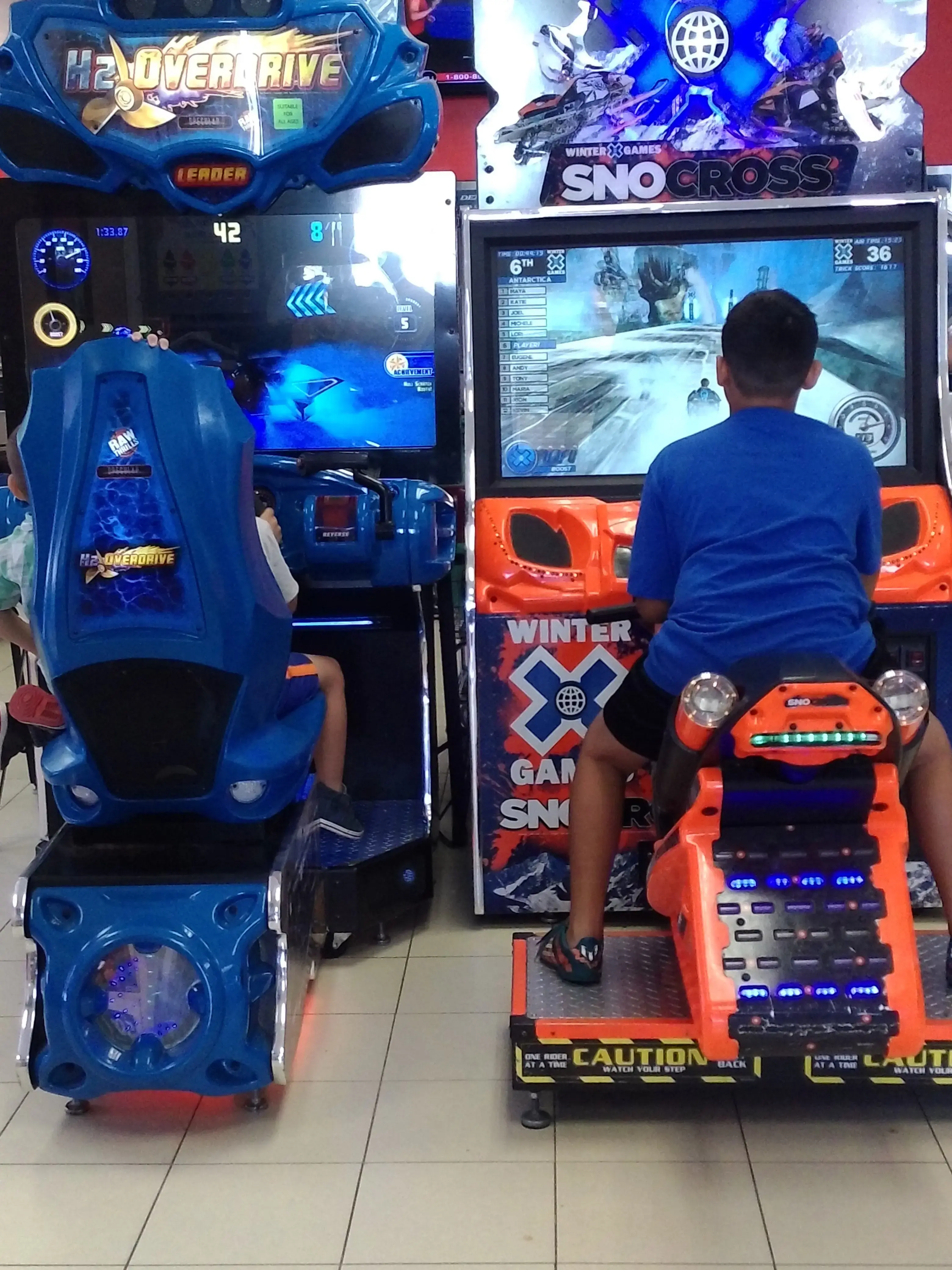 Broadway Laundromat thumbnail 13