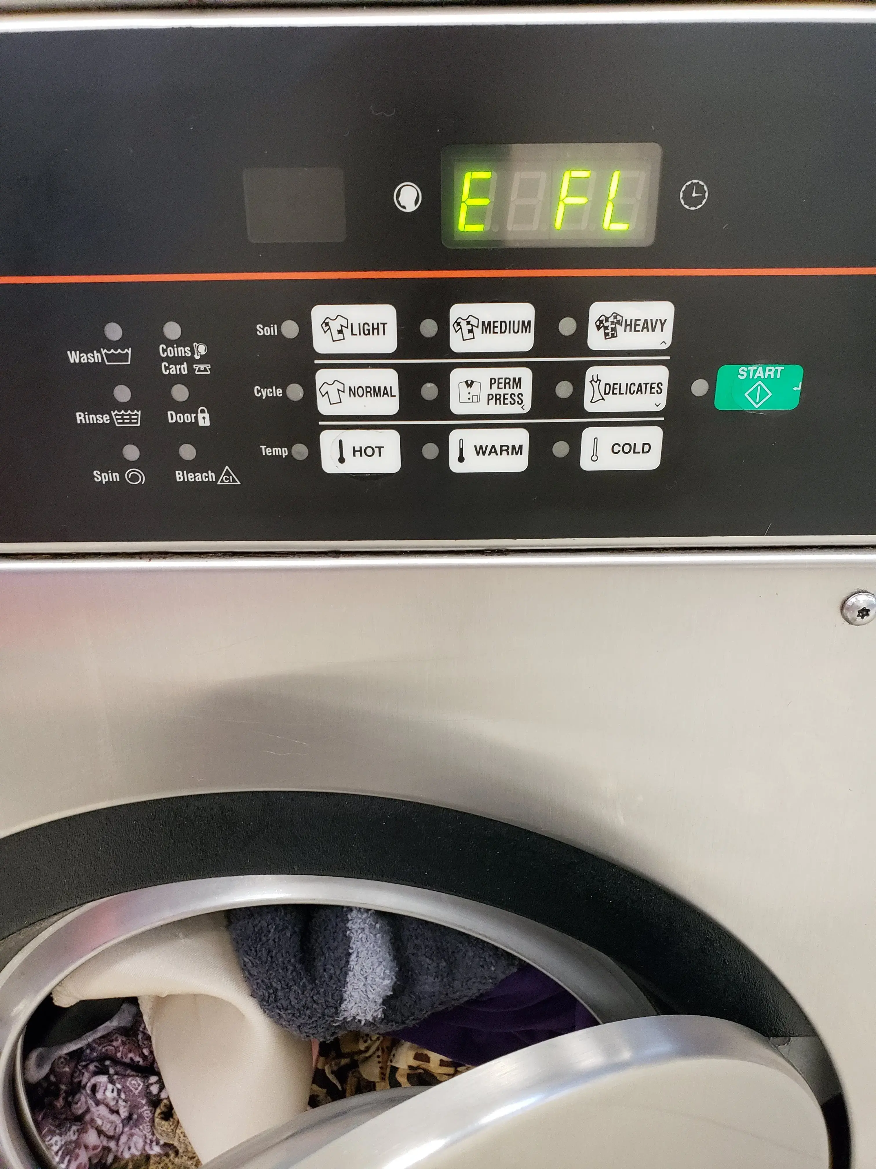 Broadway Laundromat thumbnail 16