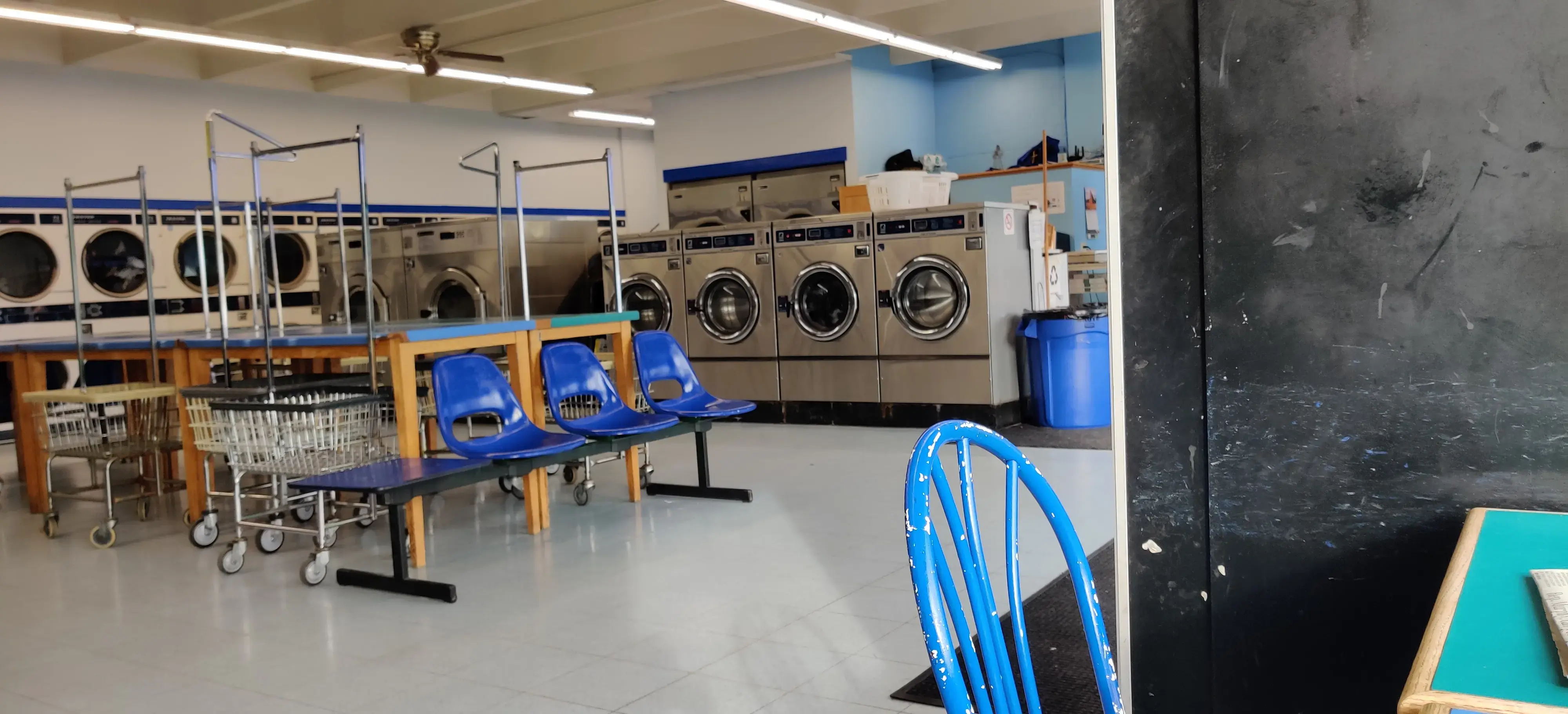 Broadway Laundromat of Rochester thumbnail 2