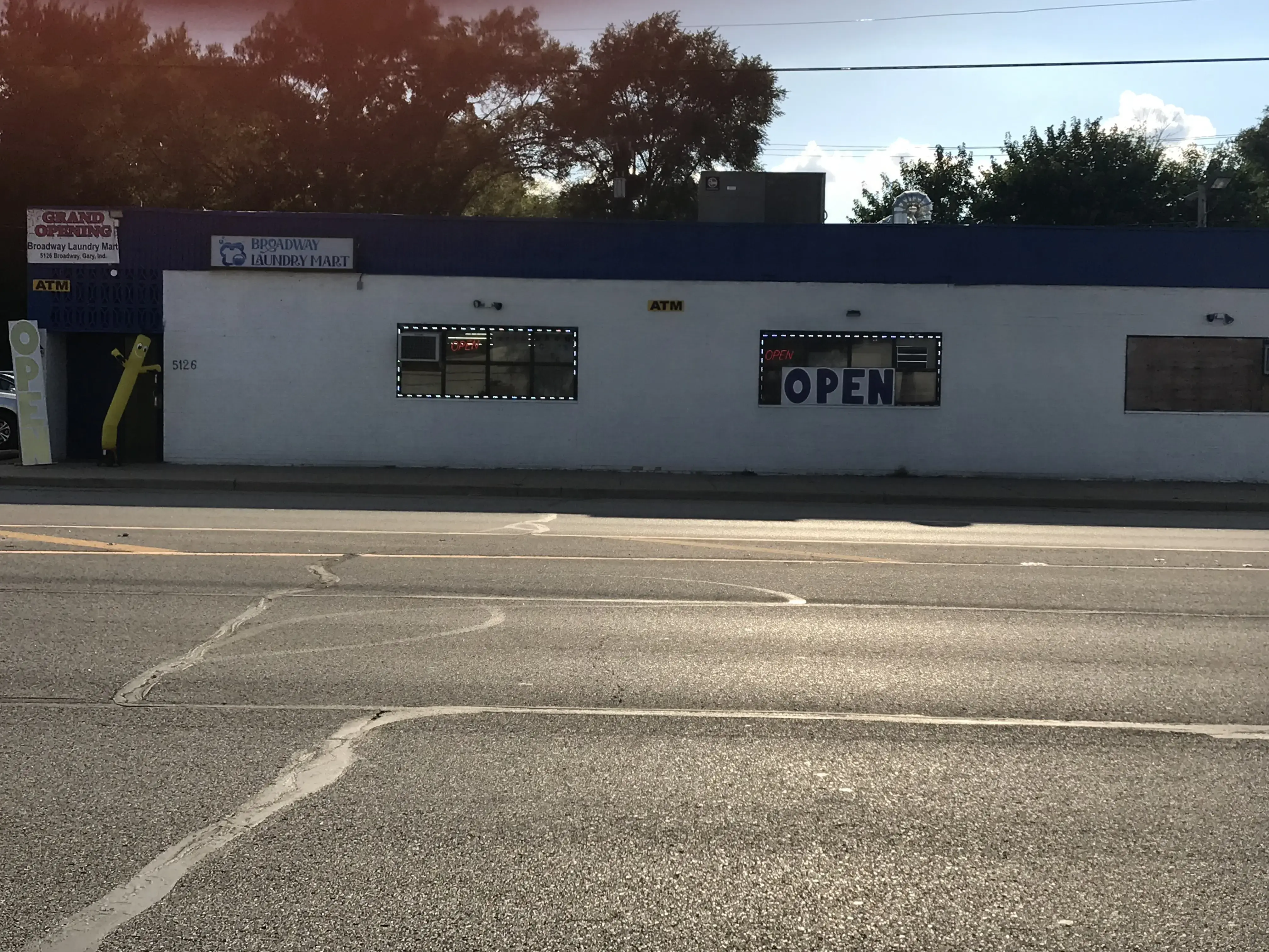 Broadway Laundry Mart - Image 12