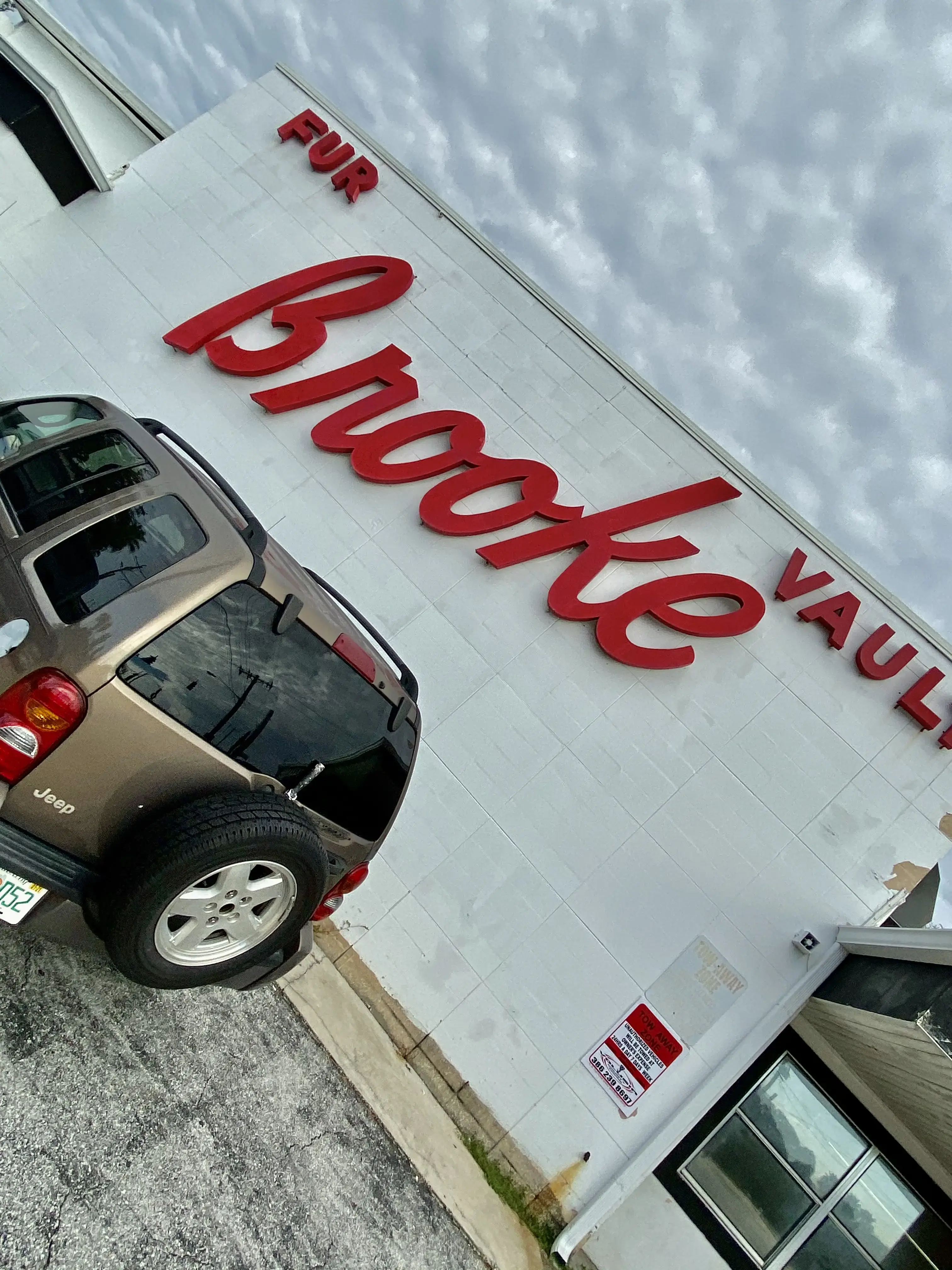 Brooke Cleaners - Image 2