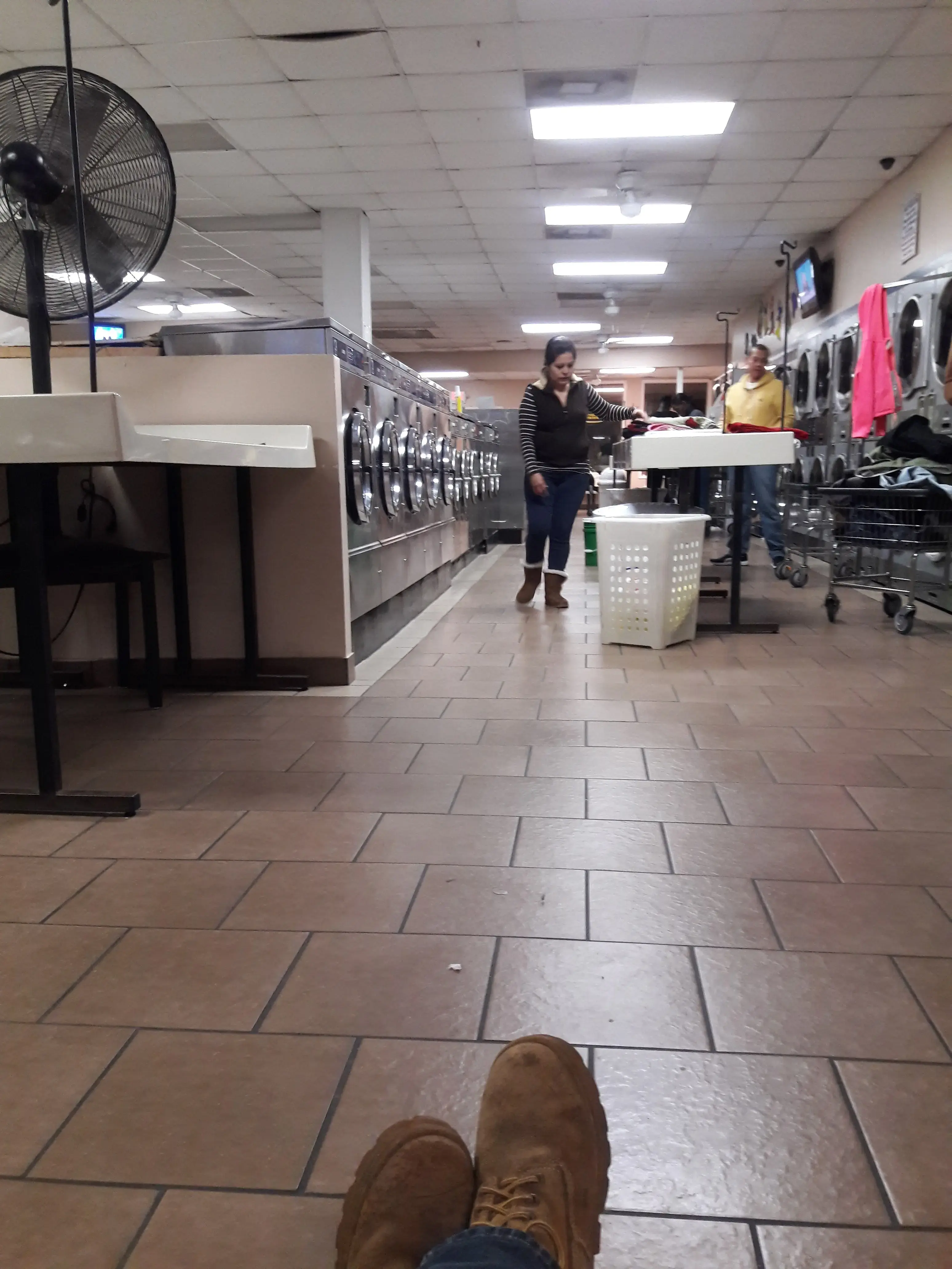 Brookhaven Laundry (Coin & Wash-n-Fold) - Image 6