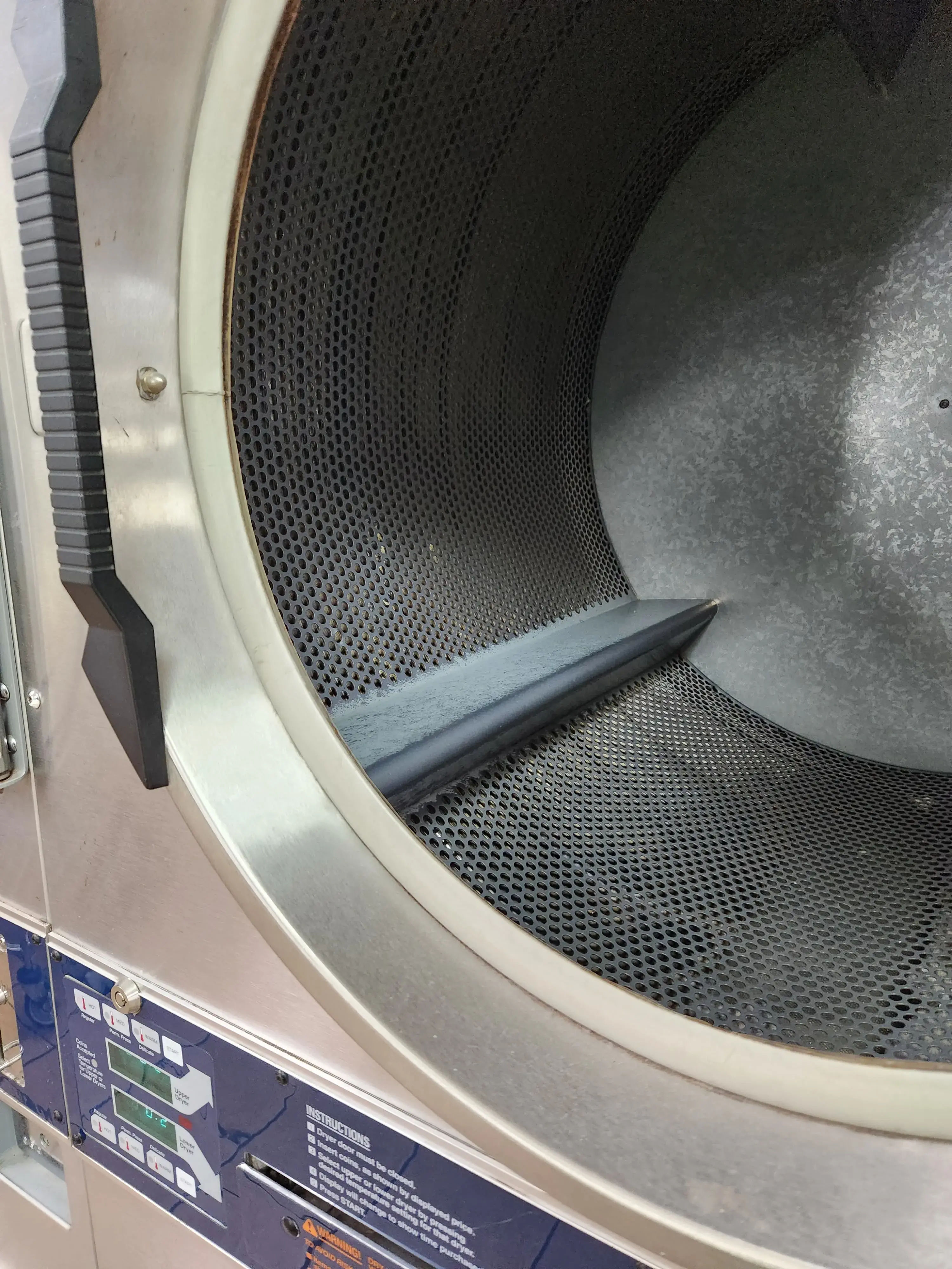 Brookhaven Laundry (Coin & Wash-n-Fold) thumbnail 8