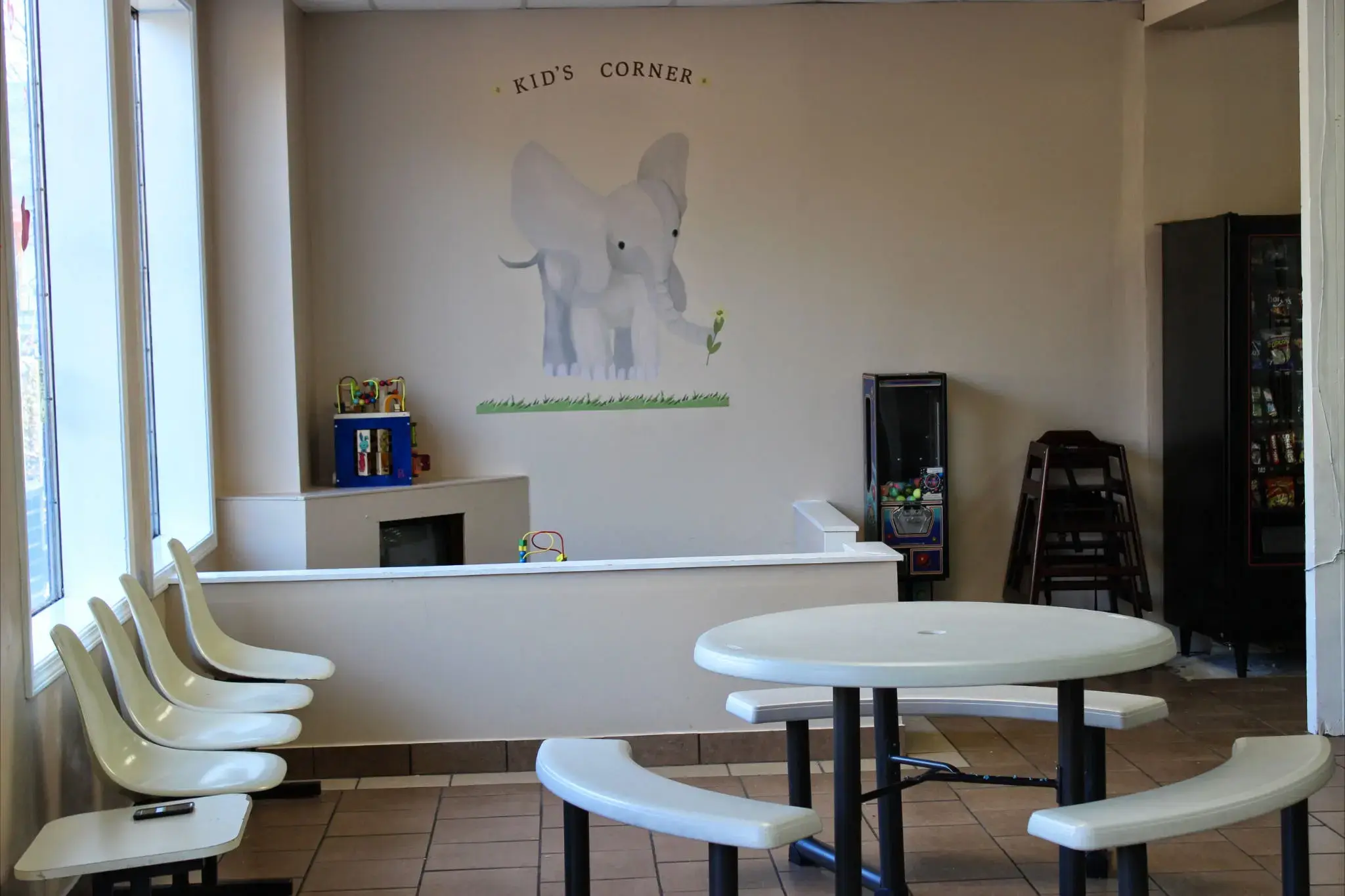 Brookhaven Laundry (Coin & Wash-n-Fold) - Image 20