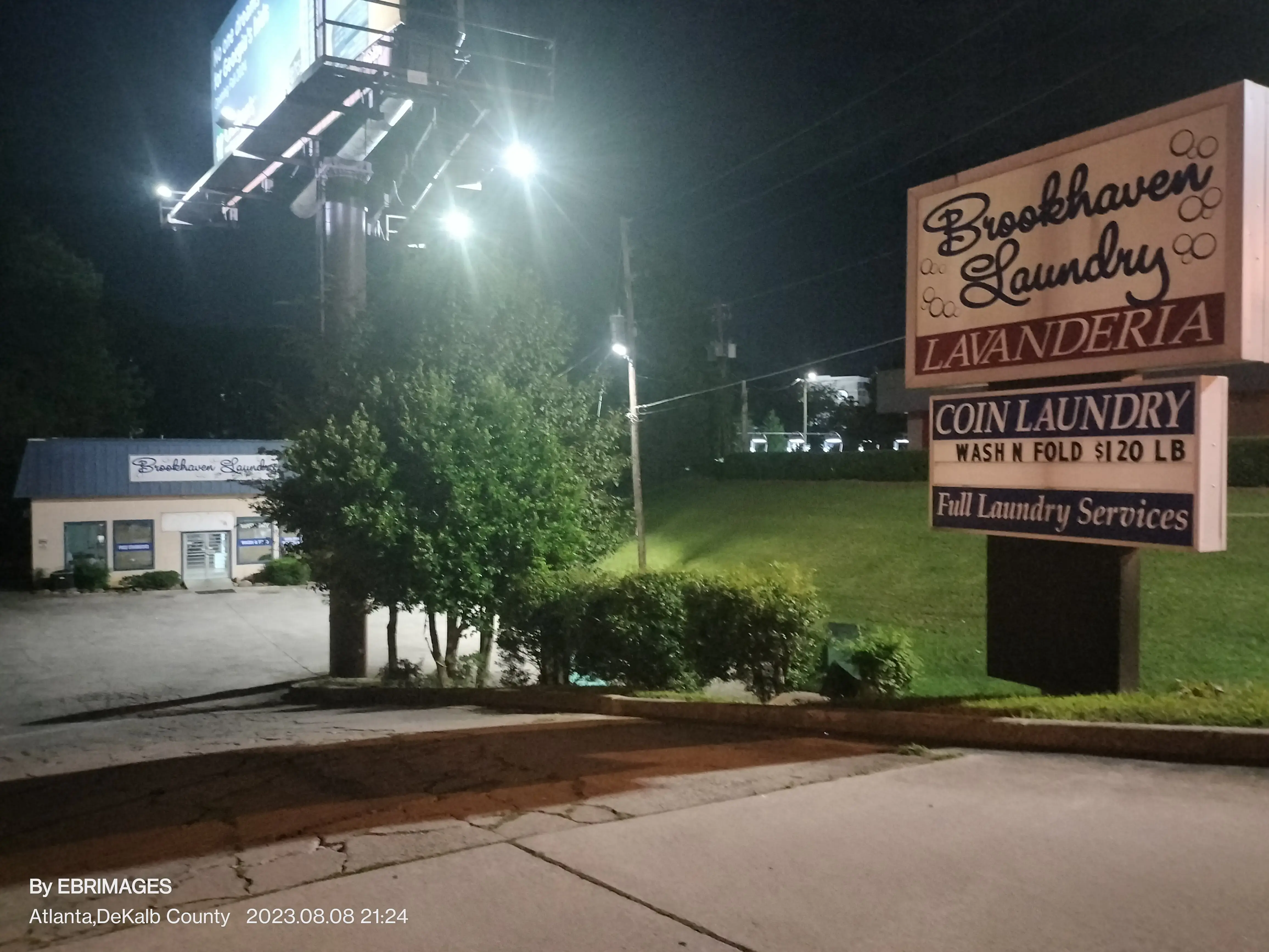 Brookhaven Laundry (Coin & Wash-n-Fold) thumbnail 4