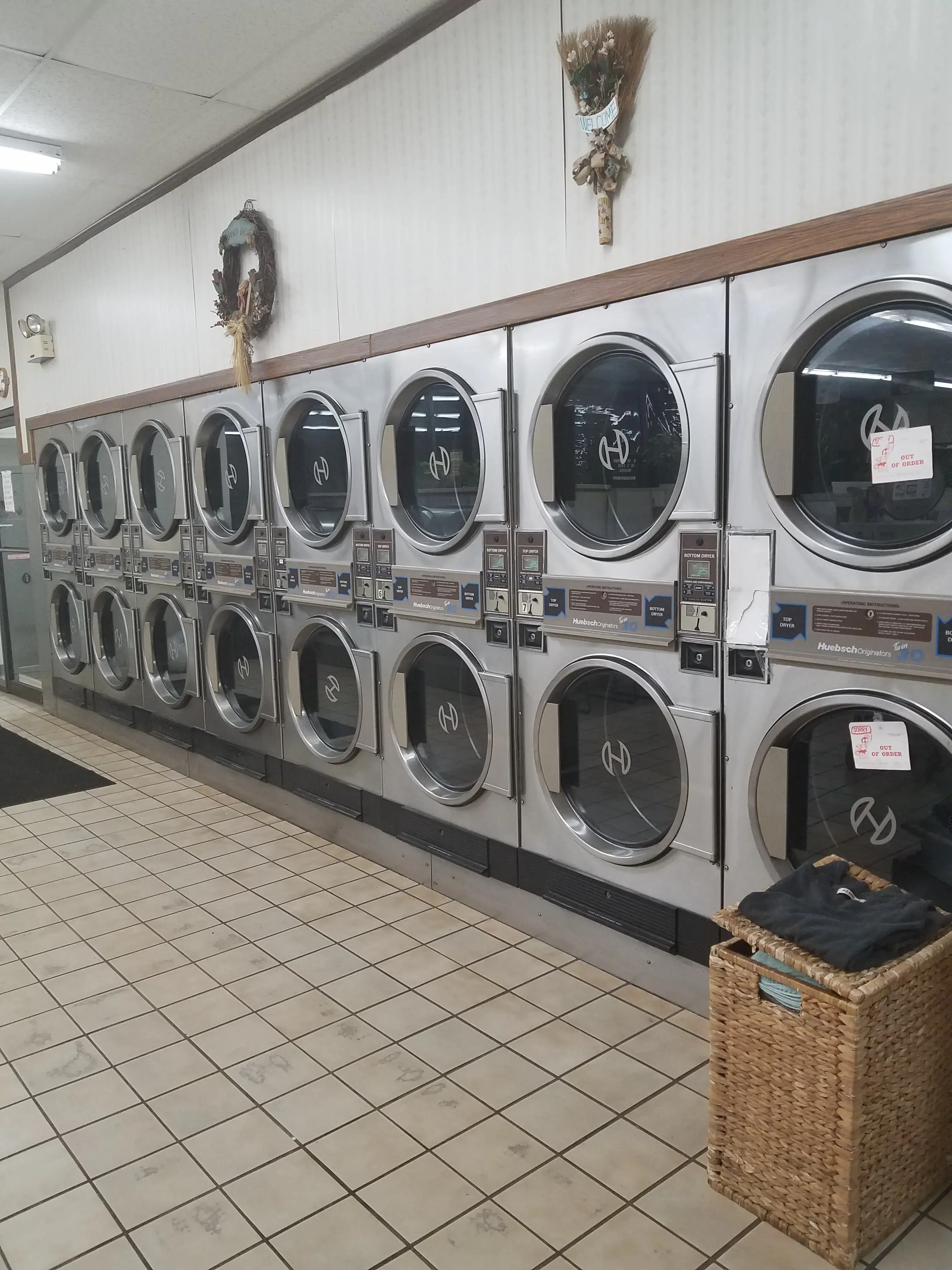 Brooklyn Coin Laundry thumbnail 21