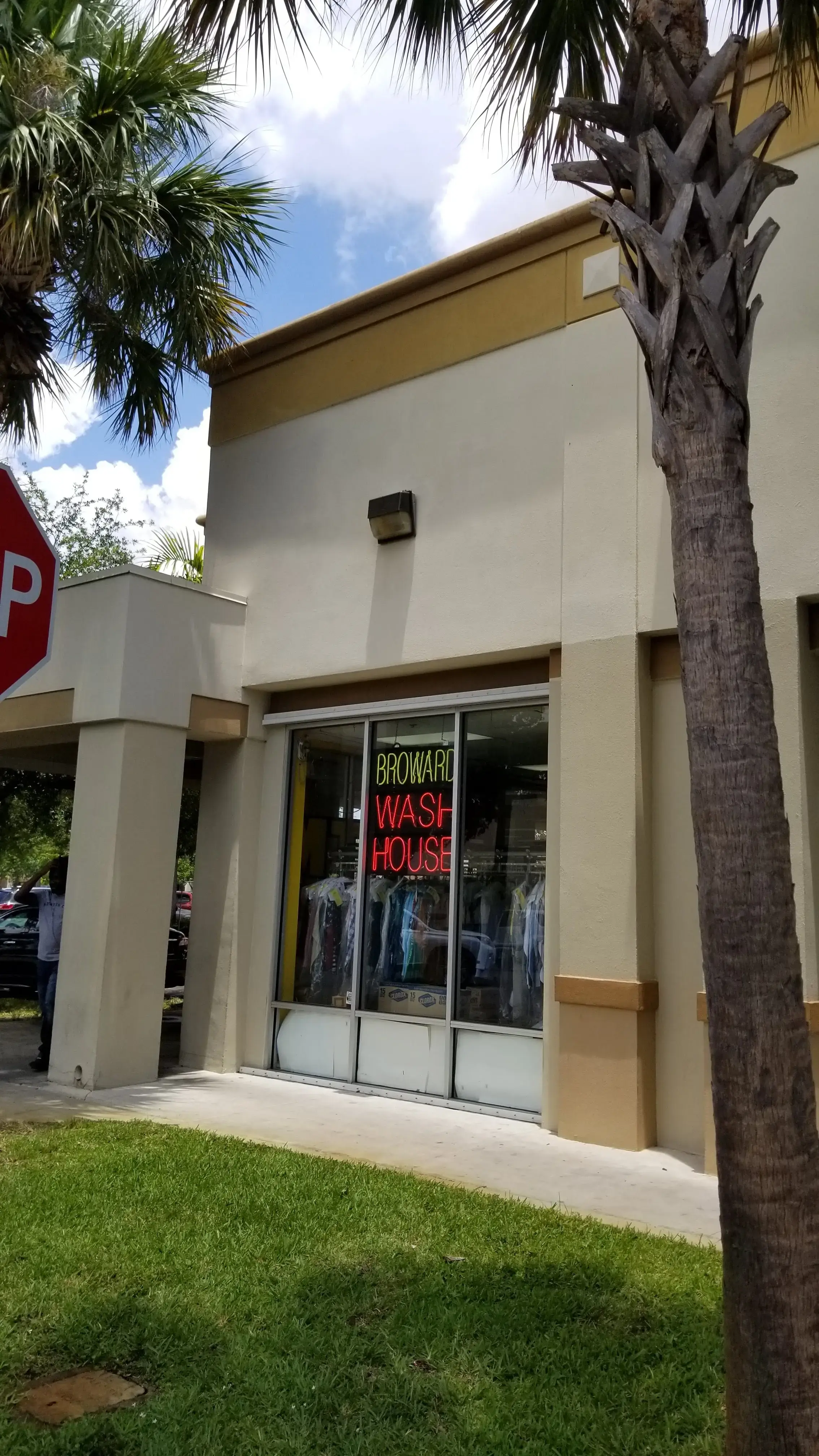 Broward Wash House thumbnail 13