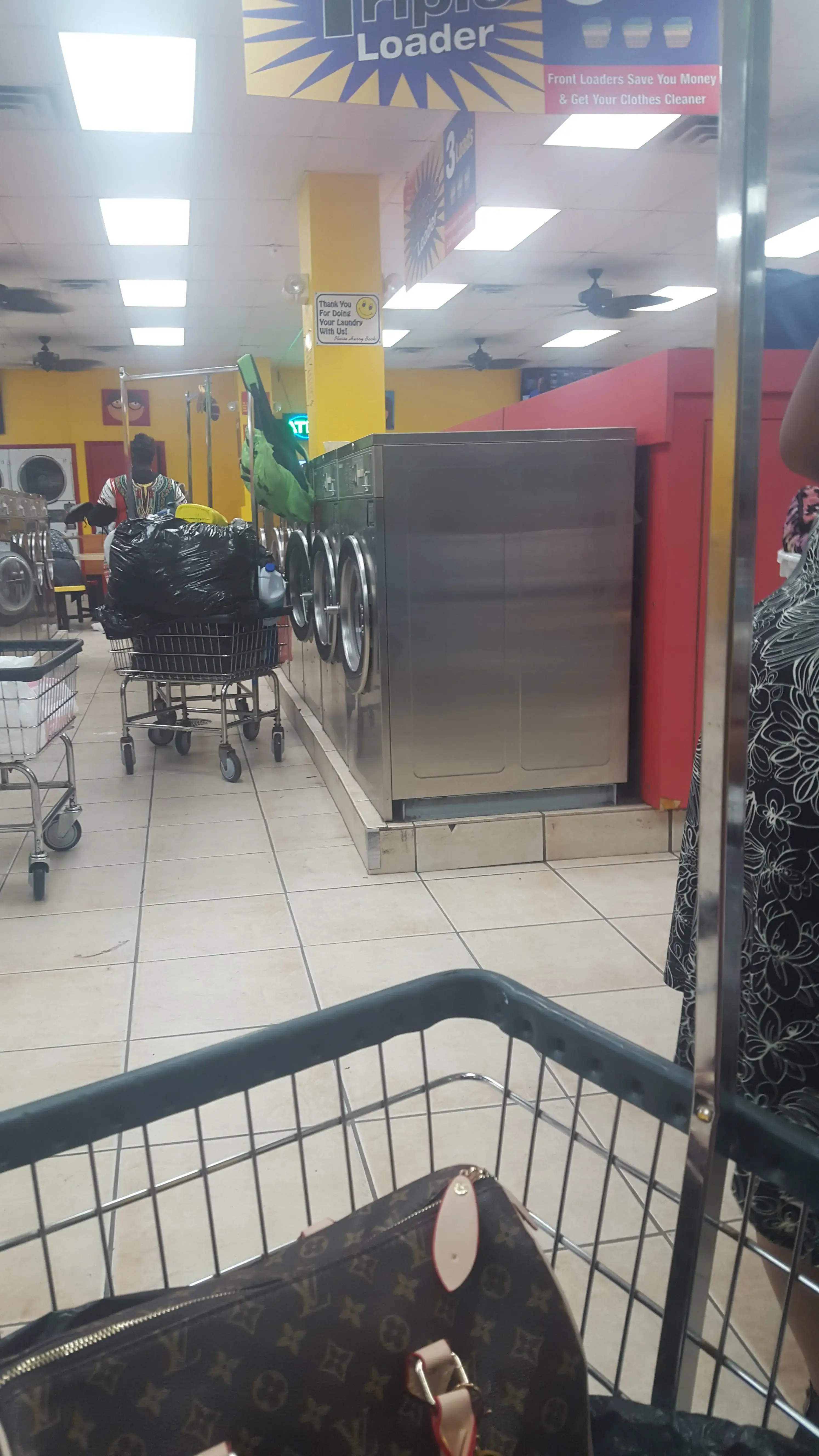 Broward Wash House - Image 14