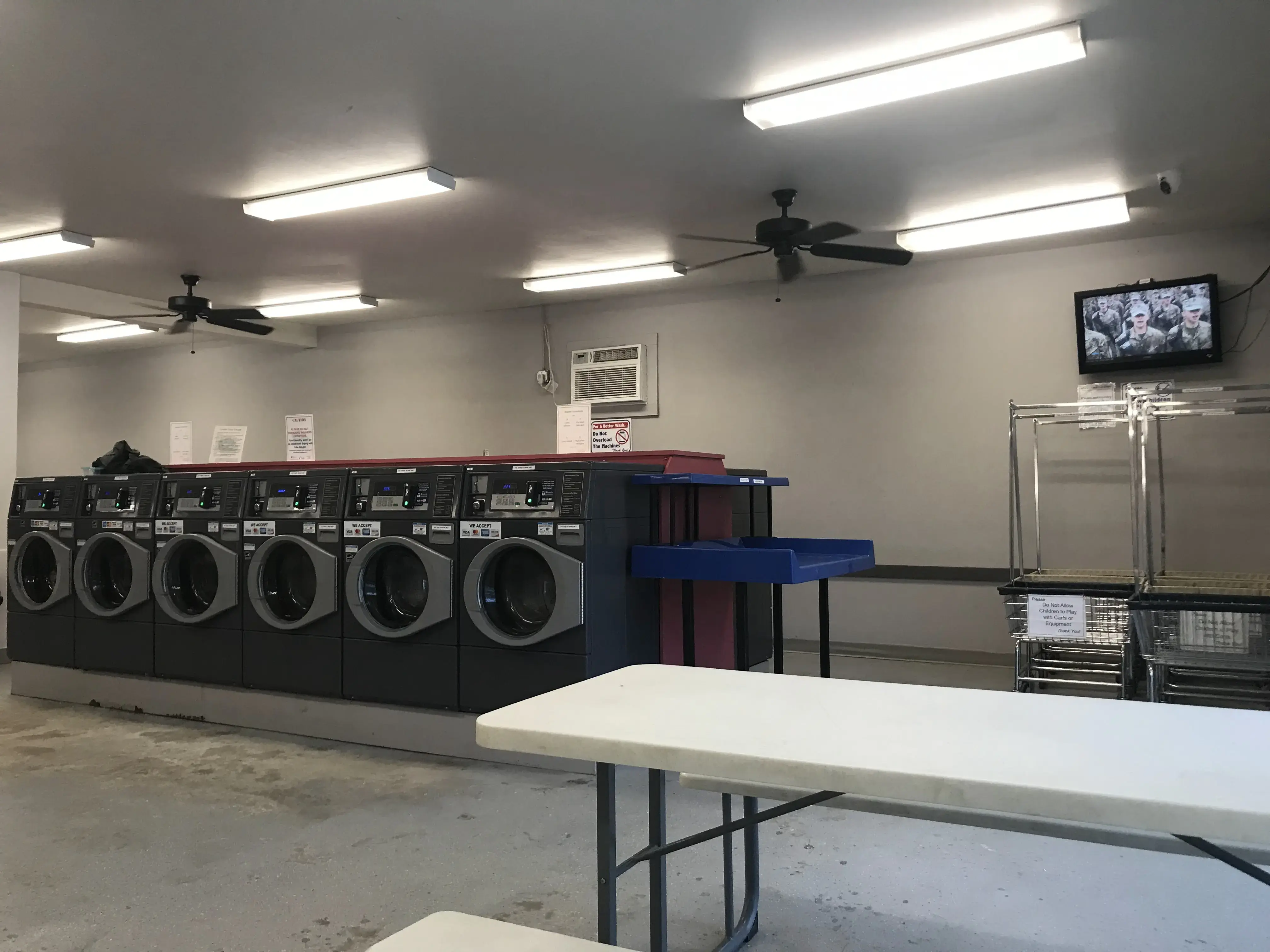Brown Coin Laundry @ The Laundry Room location