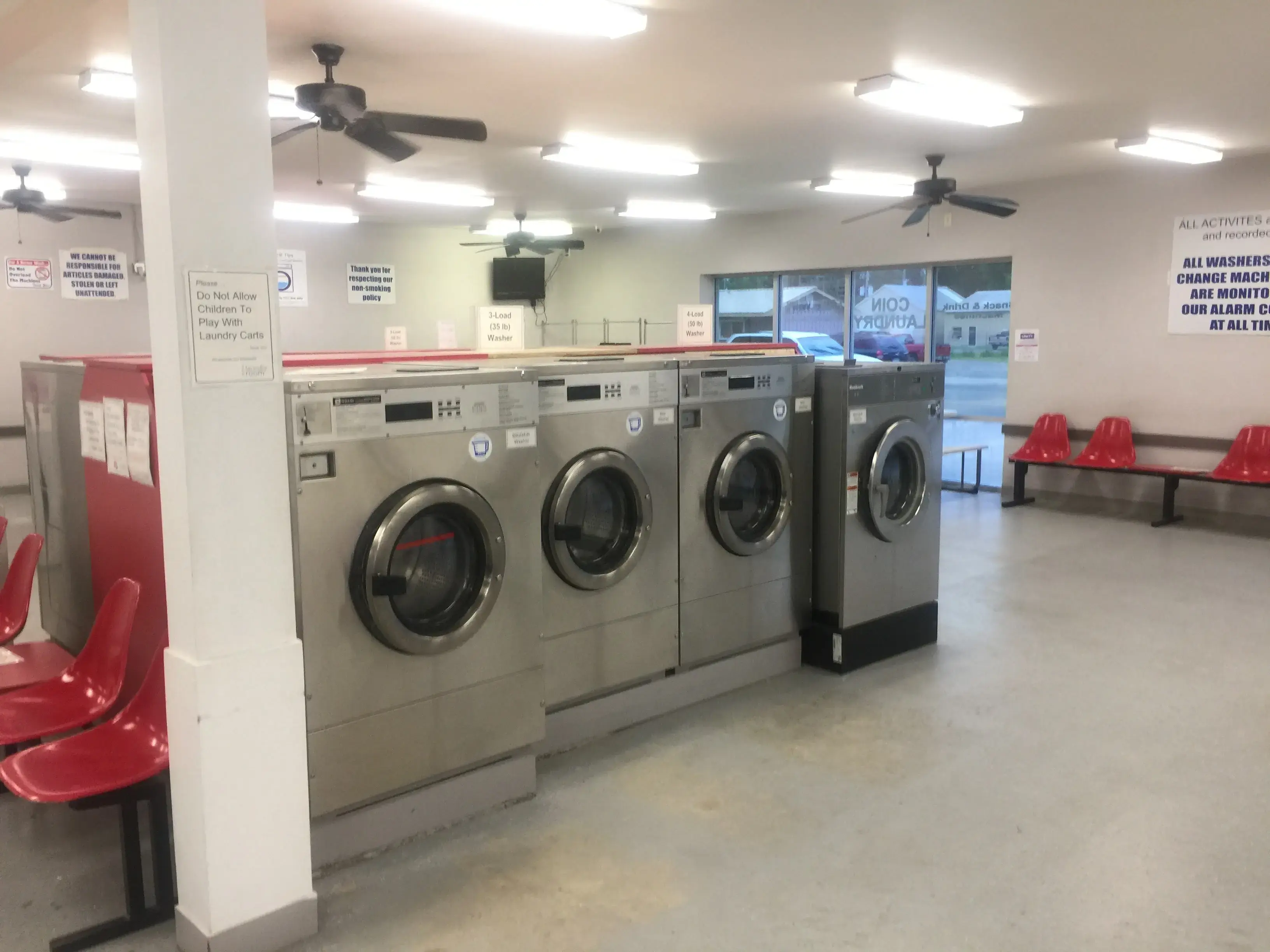 Brown Coin Laundry @ The Laundry Room thumbnail 11